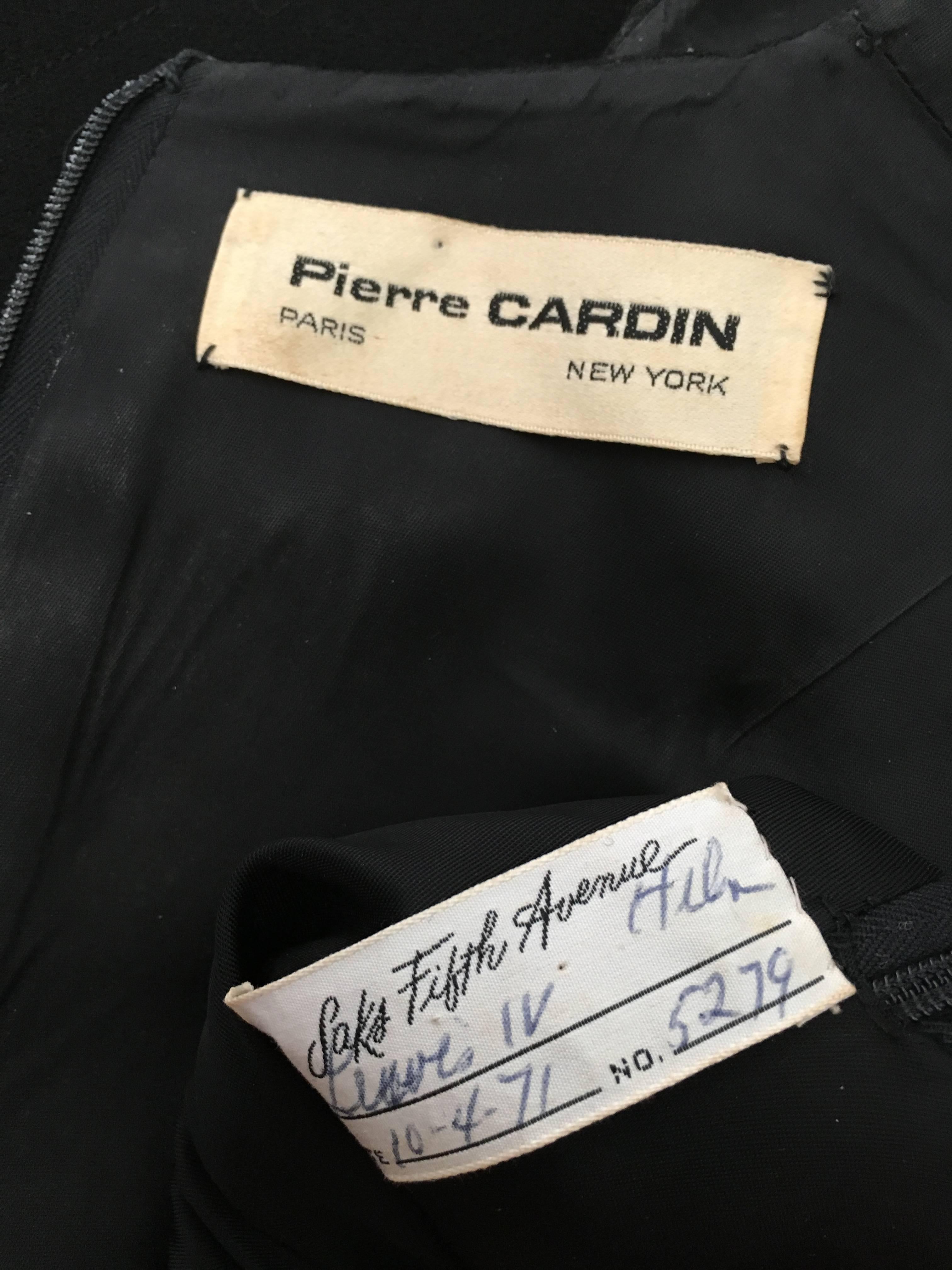 Pierre Cardin for Saks Fifth Avenue 1971 Black Wool Sleeveless Dress Size 6. 11