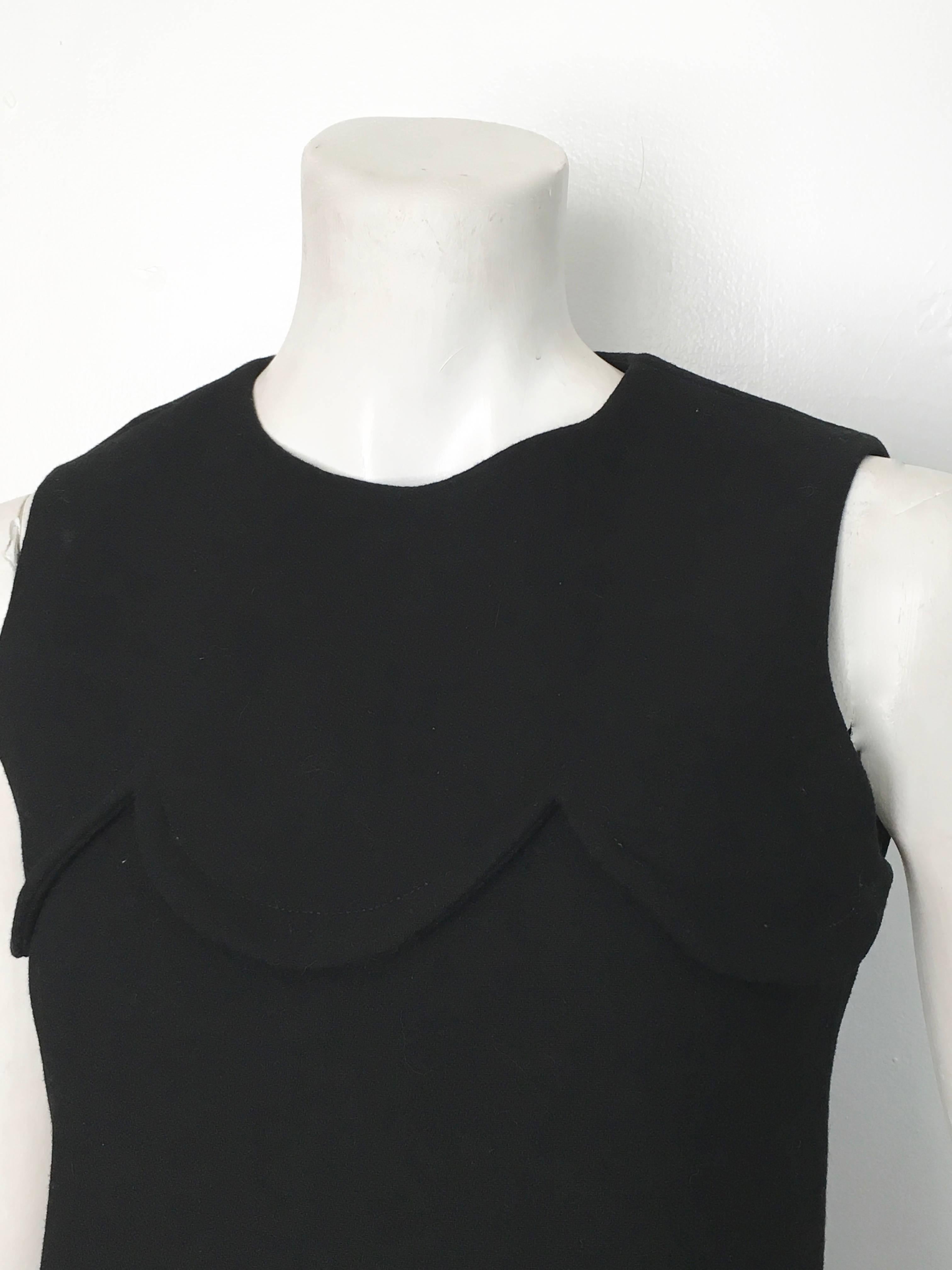 Pierre Cardin for Saks Fifth Avenue 1971 Black Wool Sleeveless Dress Size 6. 7