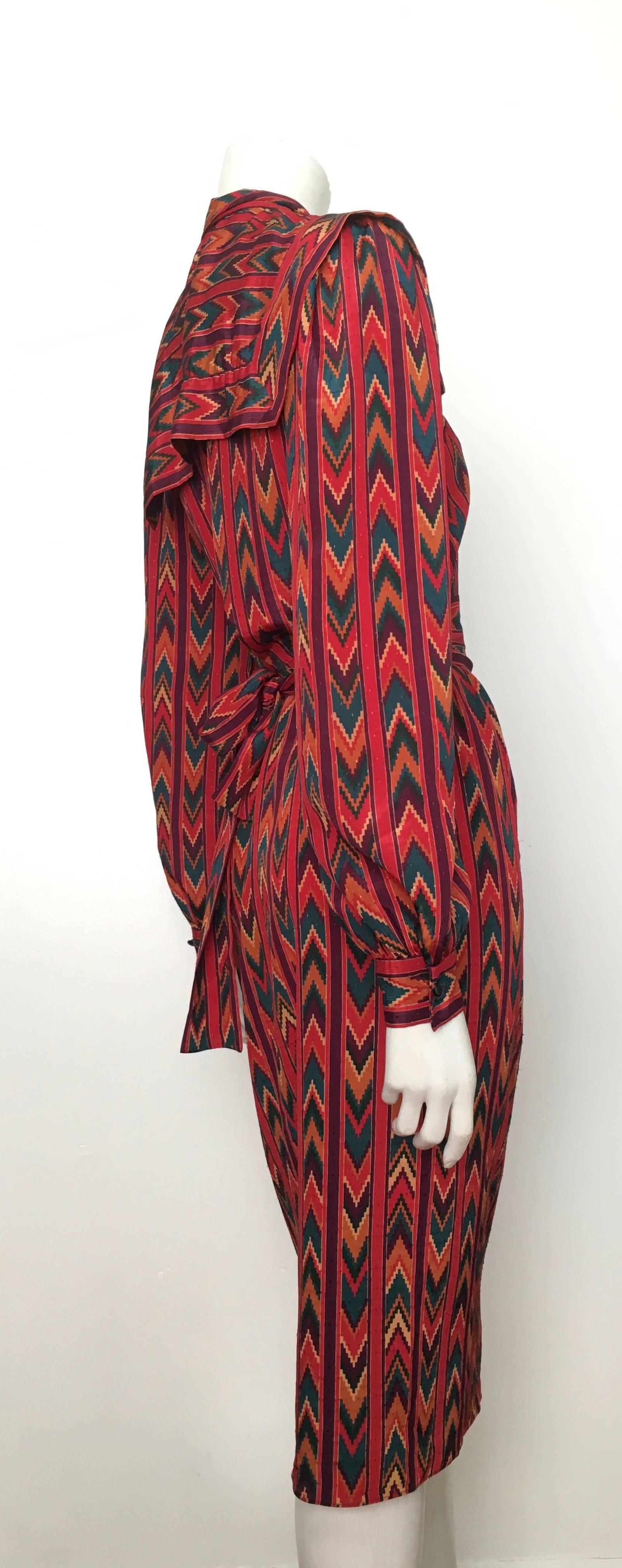 Molly Parnis 1980s Native American Print Dress Size 10. For Sale 6