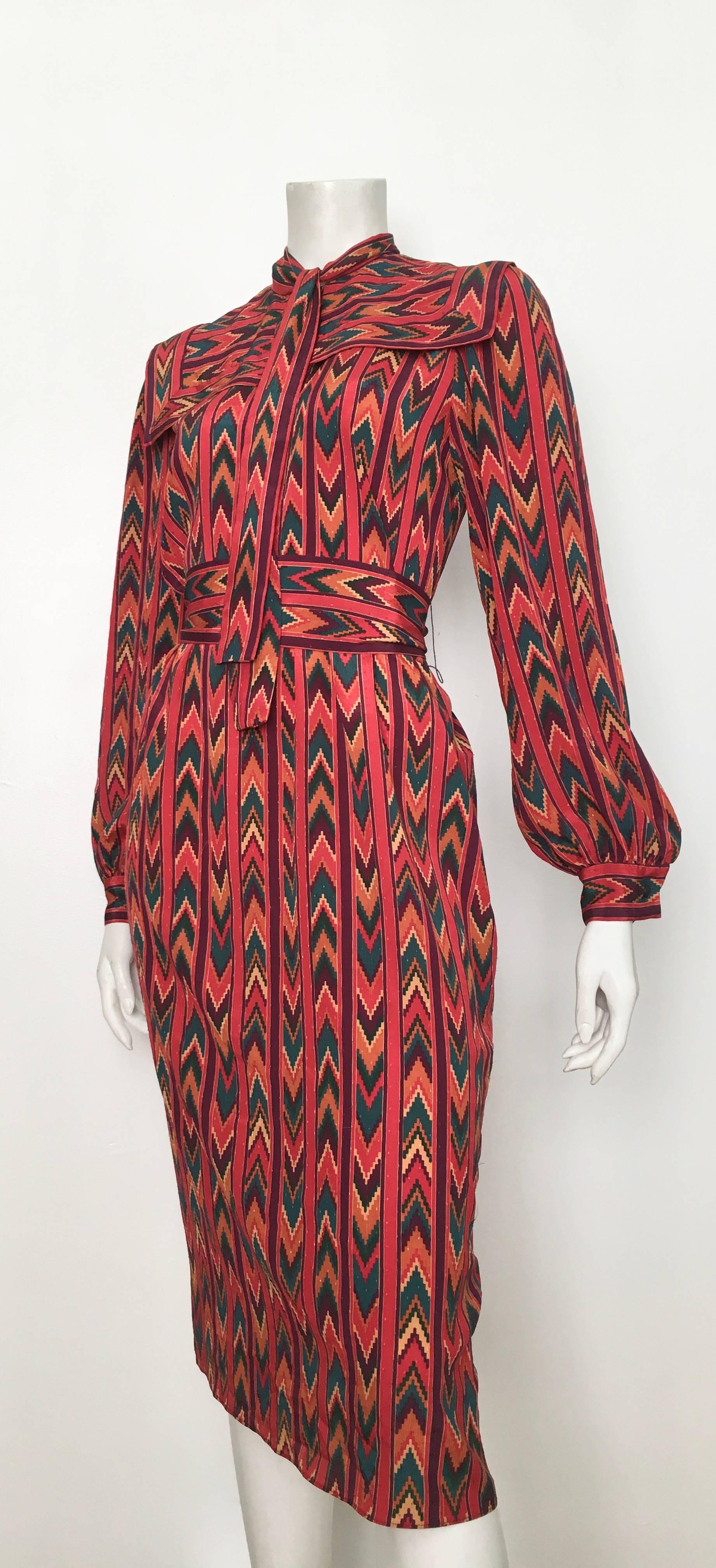 Molly Parnis 1980s Native American Print Dress Size 10. For Sale 10