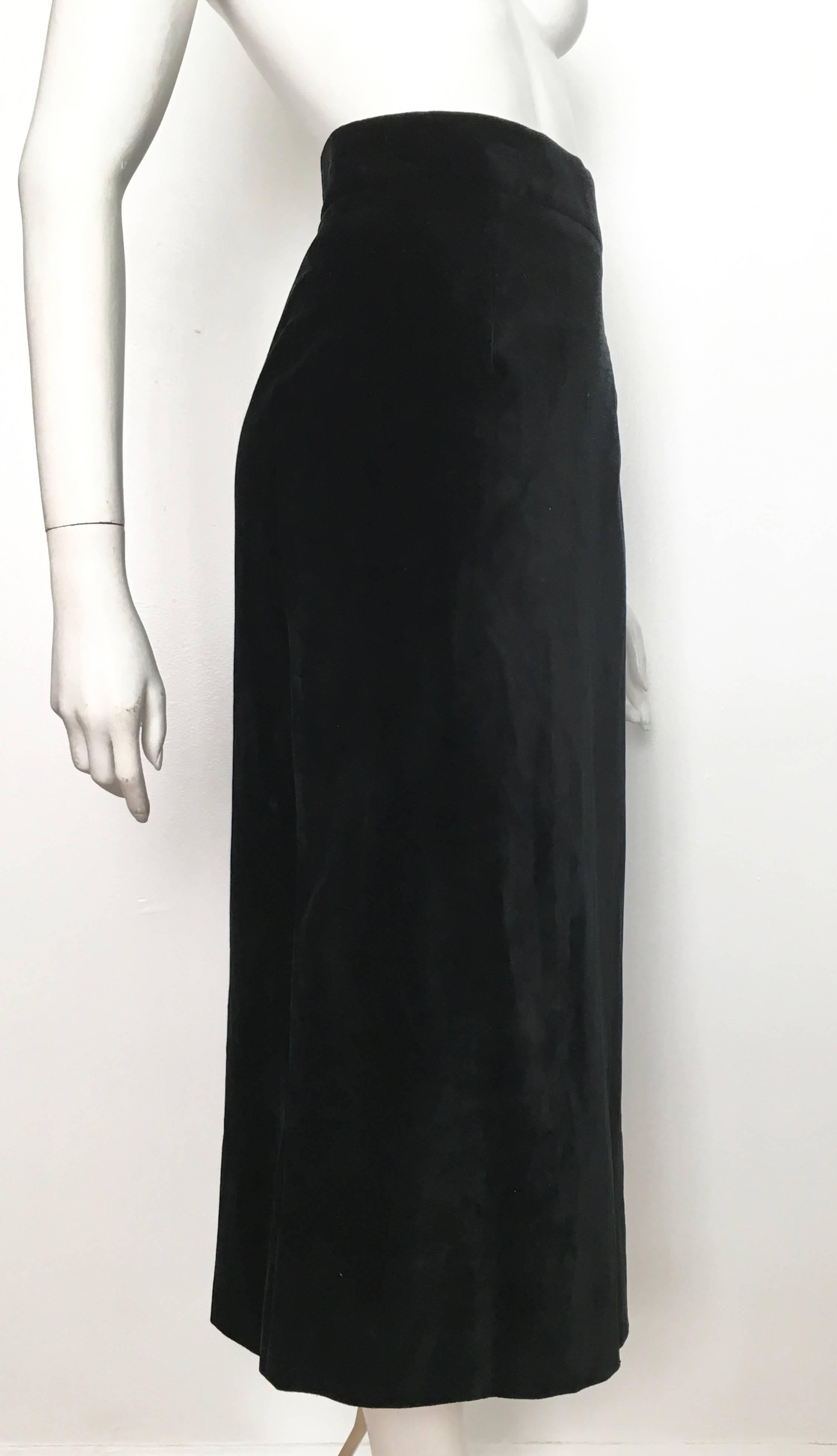 Moschino Black Velvet Long Straight Skirt Size 10 / 12.  In Excellent Condition For Sale In Atlanta, GA