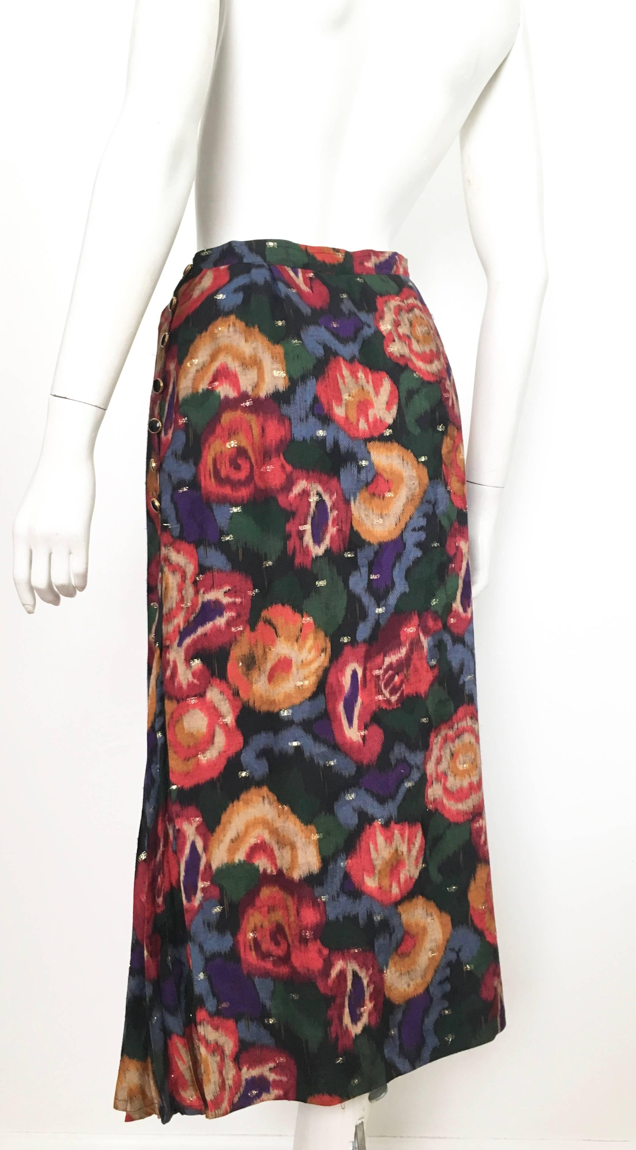 Emanuel Ungaro Parallele Paris 1980s Wool / Silk Long Floral Skirt Size 4/6. For Sale 2