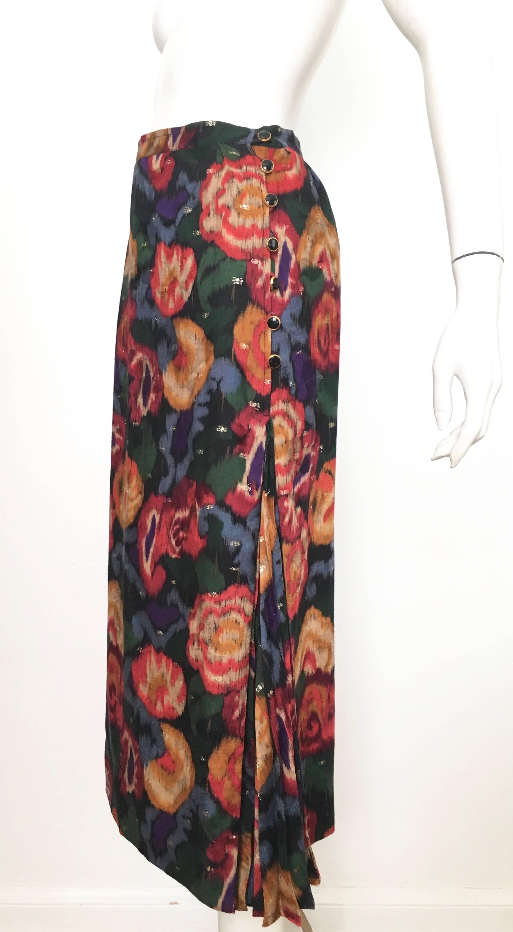 Emanuel Ungaro Parallele Paris 1980s Wool / Silk Long Floral Skirt Size 4/6. For Sale 3