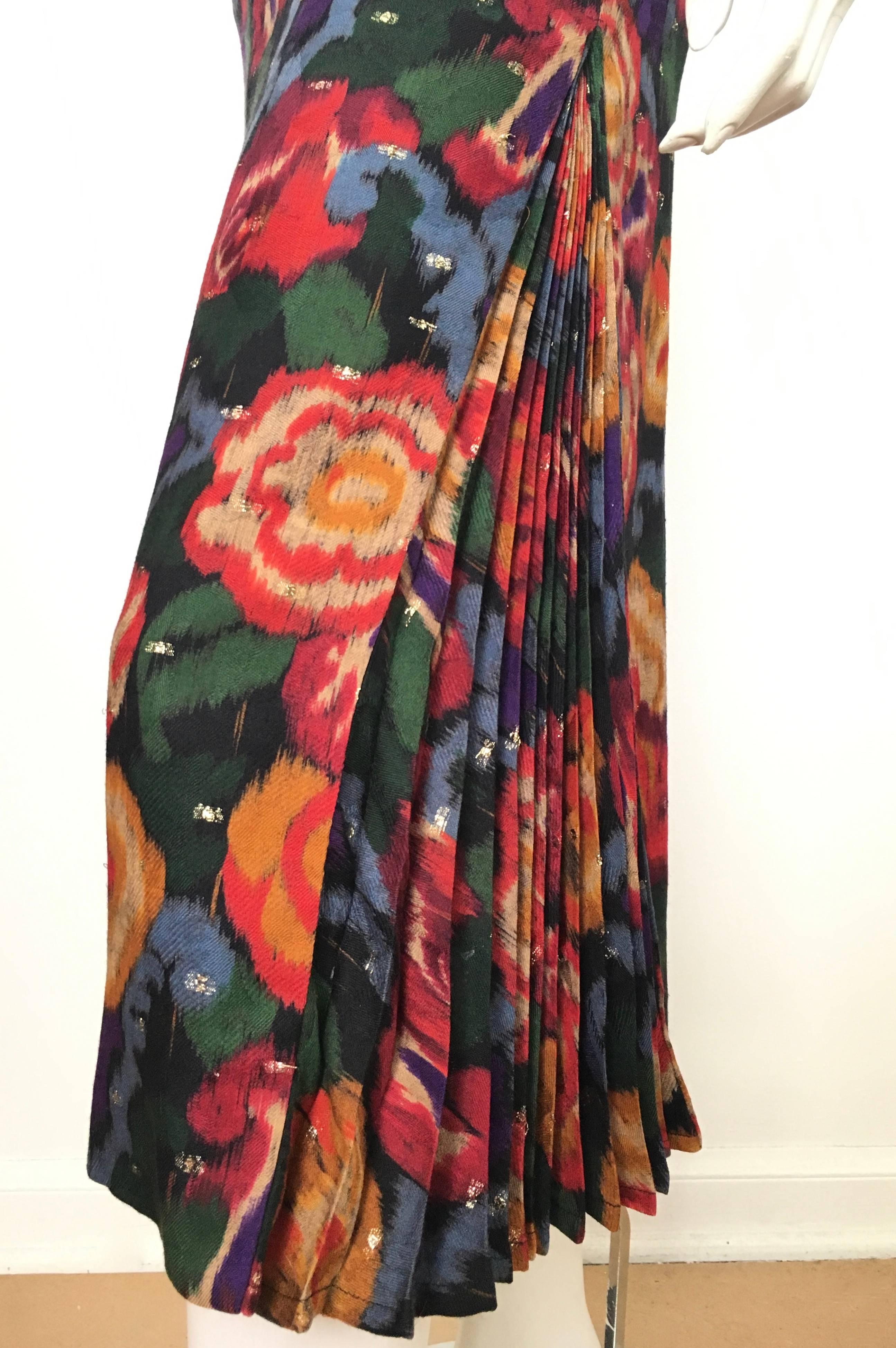 Emanuel Ungaro Parallele Paris 1980s Wool / Silk Long Floral Skirt Size 4/6. For Sale 6