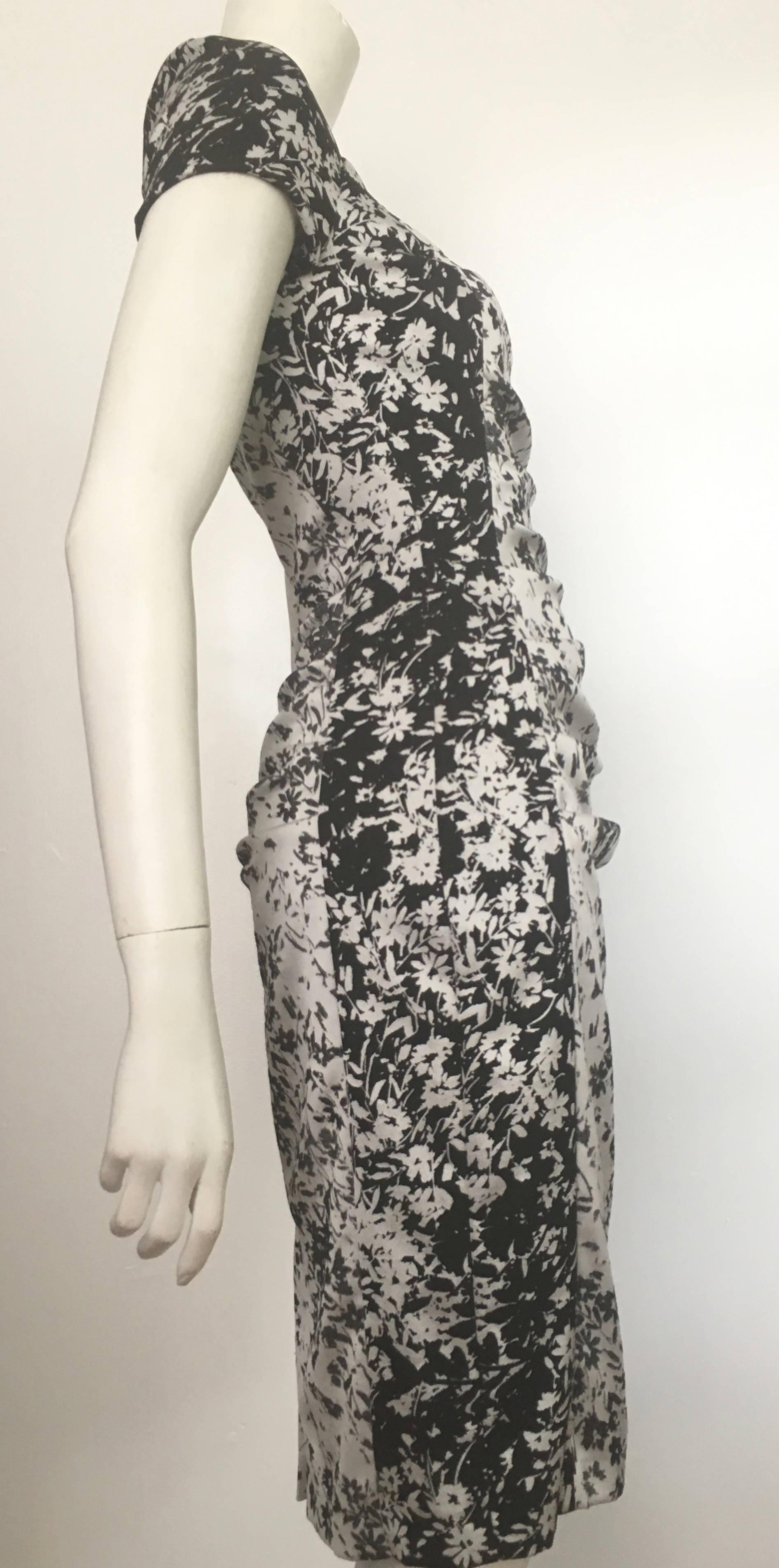 Gray Talbot Runhof Pret Sheath Dress Size 6. For Sale