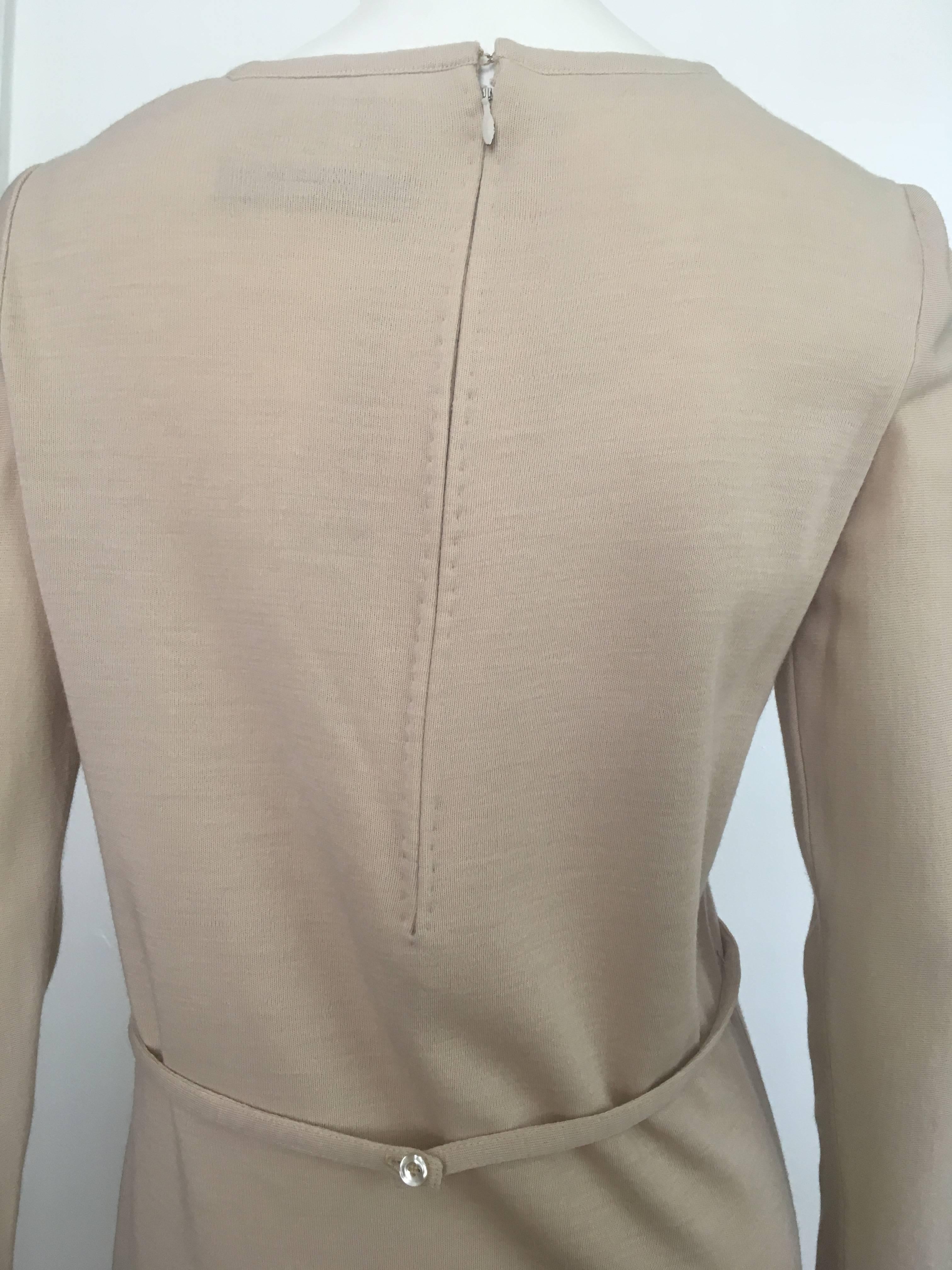 Geoffrey Beene Boutique 1970s Wool Knit Tan Long Sleeve Dress Size 8. For Sale 5
