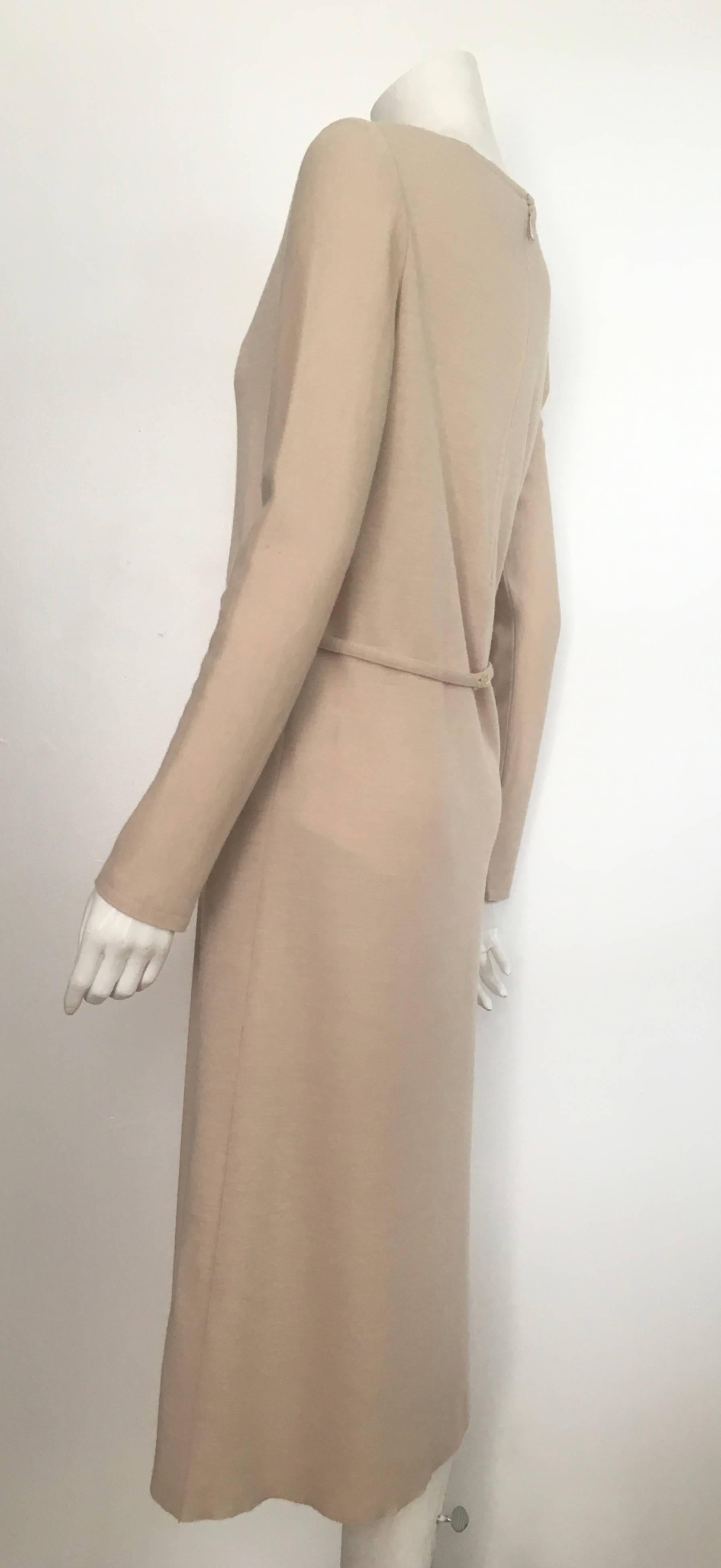 Brown Geoffrey Beene Boutique 1970s Wool Knit Tan Long Sleeve Dress Size 8. For Sale
