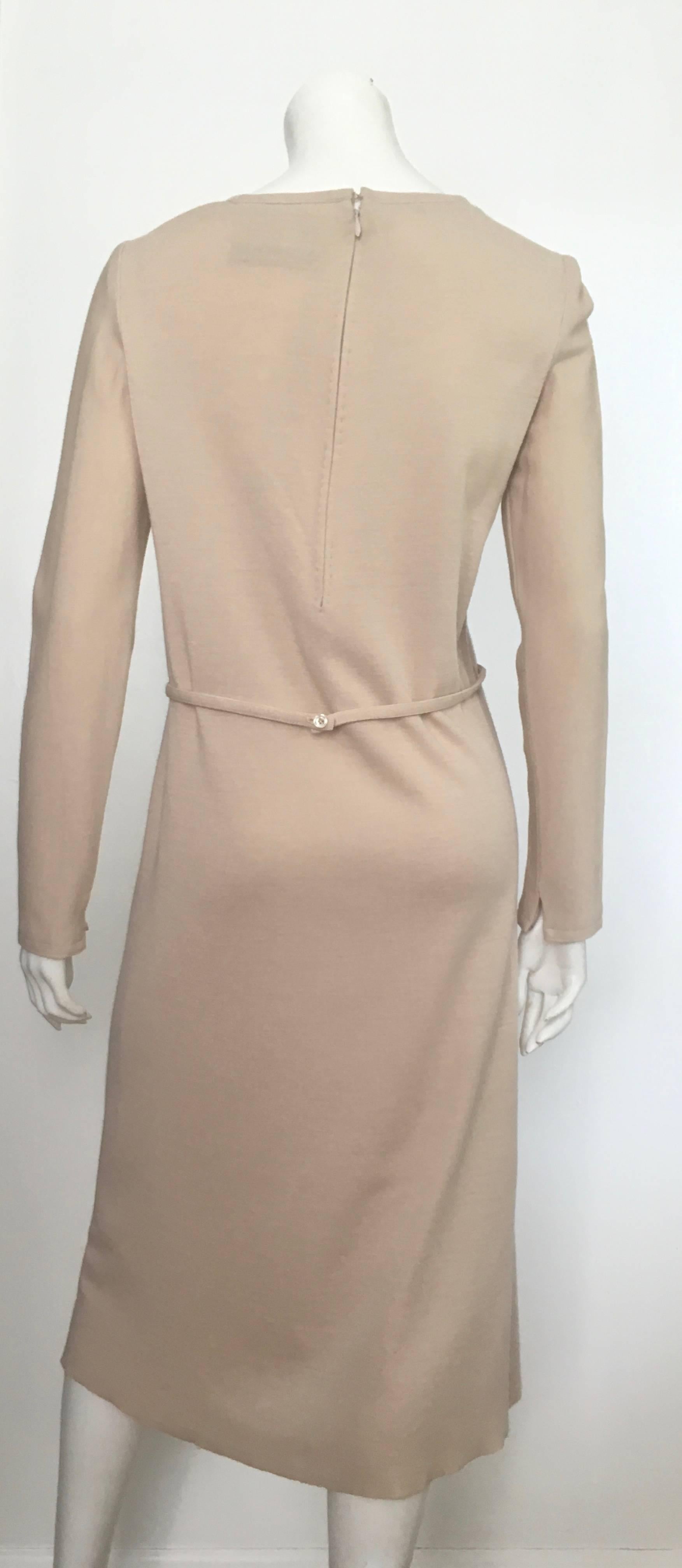 Geoffrey Beene Boutique 1970s Wool Knit Tan Long Sleeve Dress Size 8. For Sale 4