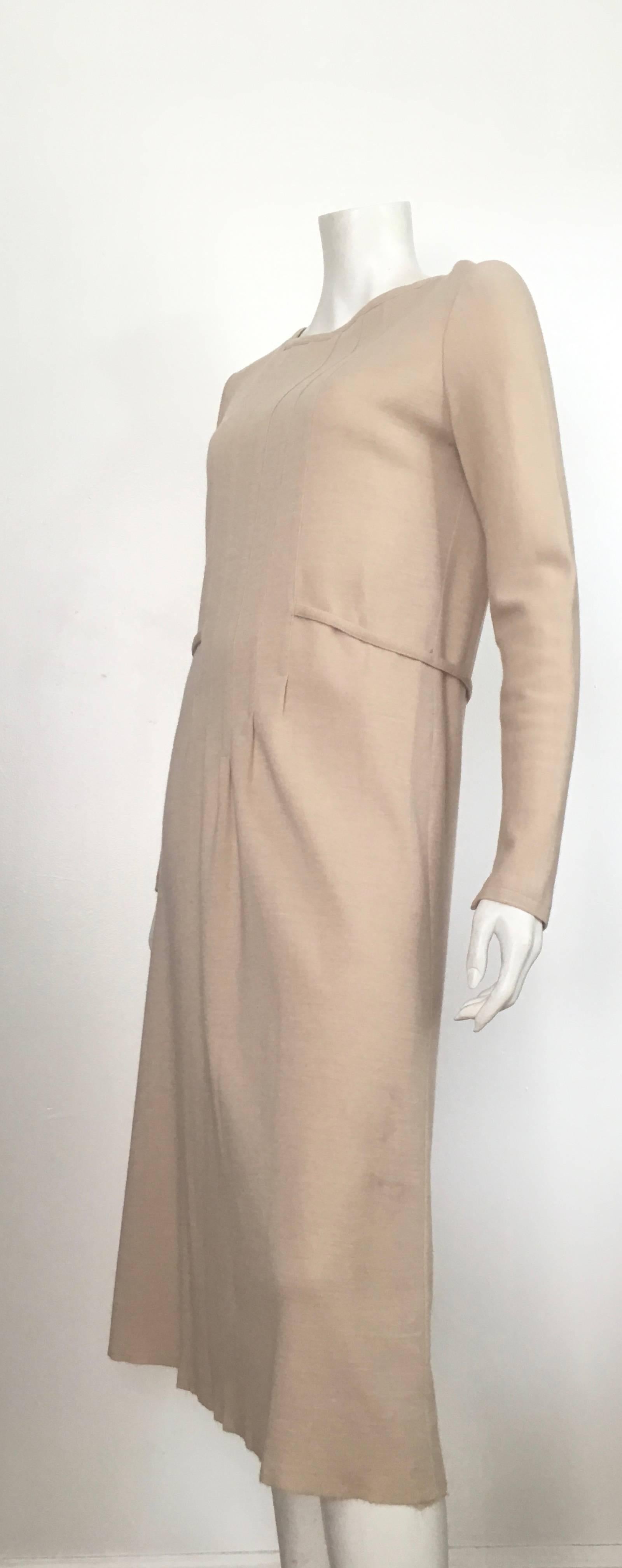 Geoffrey Beene Boutique 1970s Wool Knit Tan Long Sleeve Dress Size 8. For Sale 8