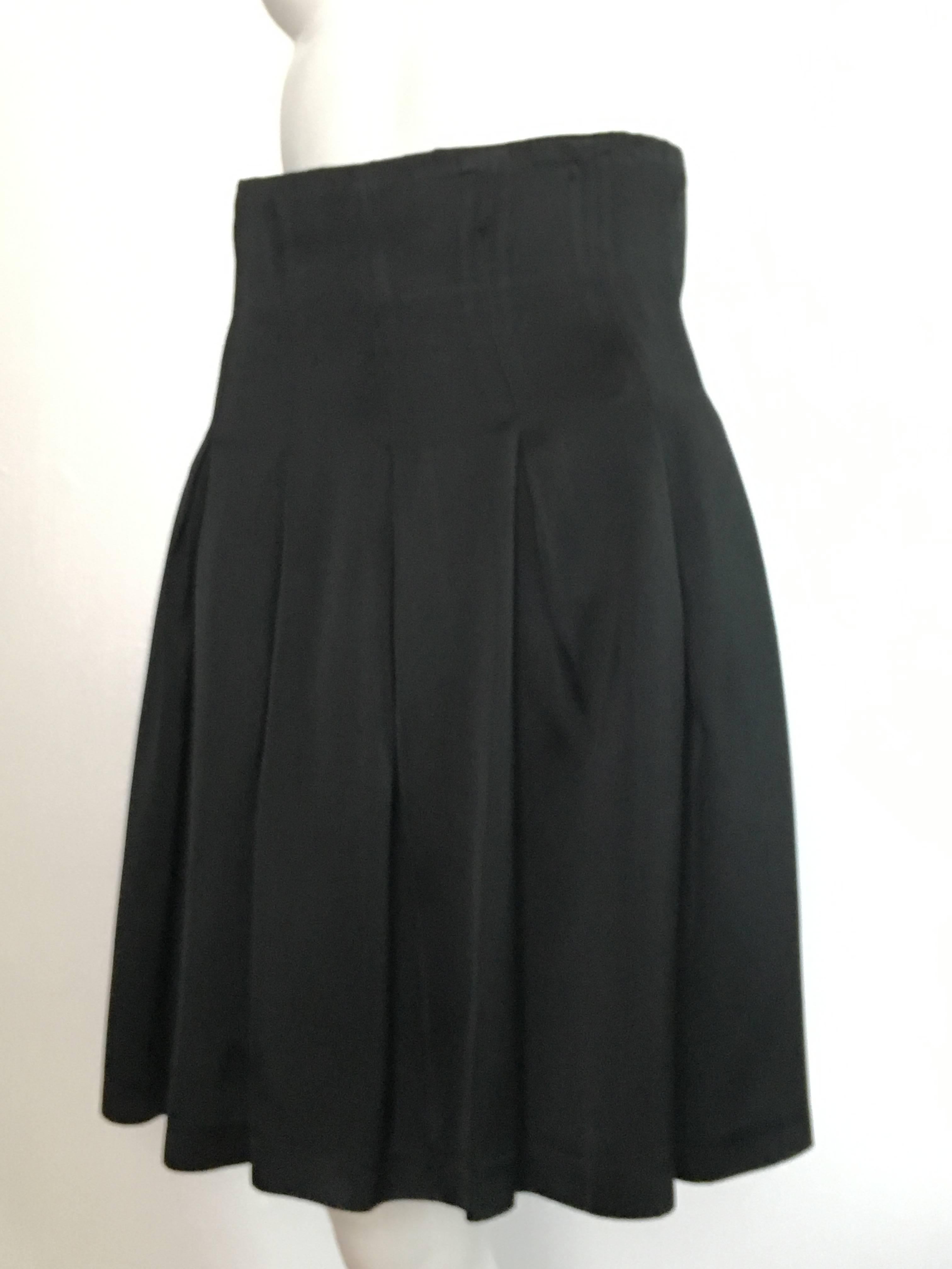 Patrick Kelly Paris 1980s Black Pleated Skirt Size 6. For Sale 6