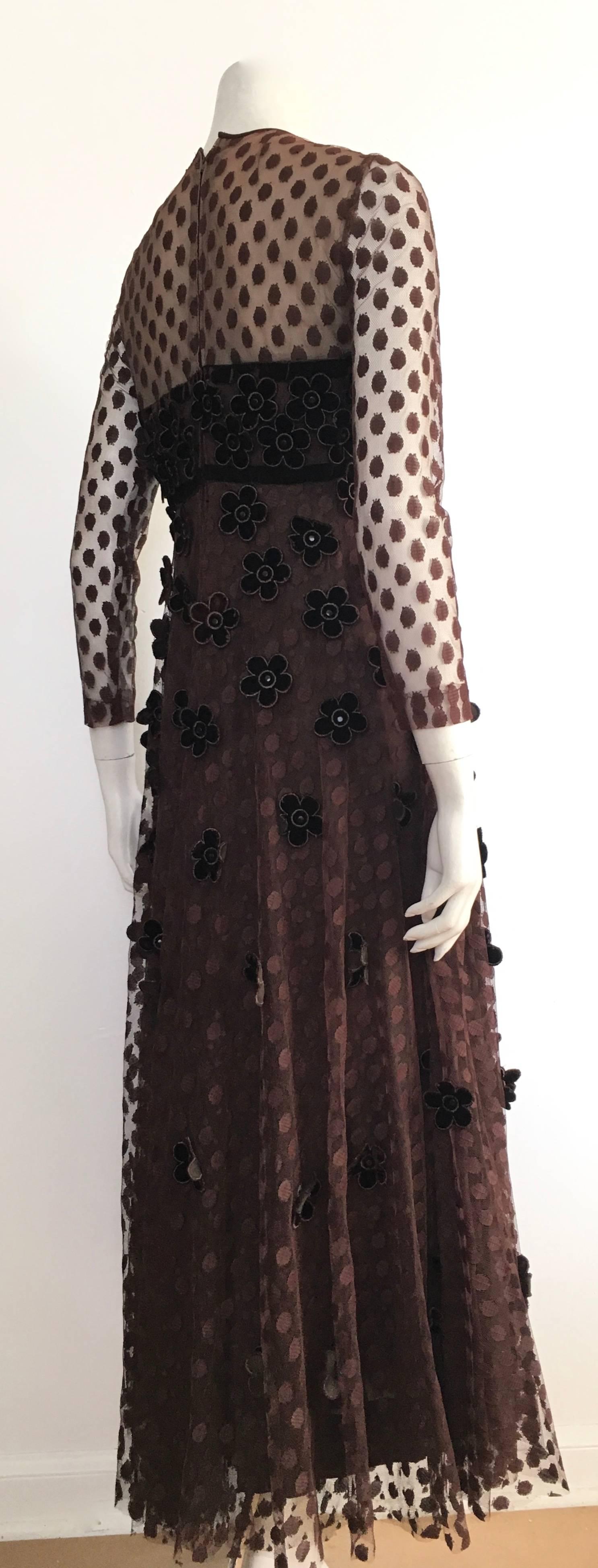 Brown Maxi Empire 1960s Layered Dress with Velvet Flowers Size 8 / 10. For Sale 3
