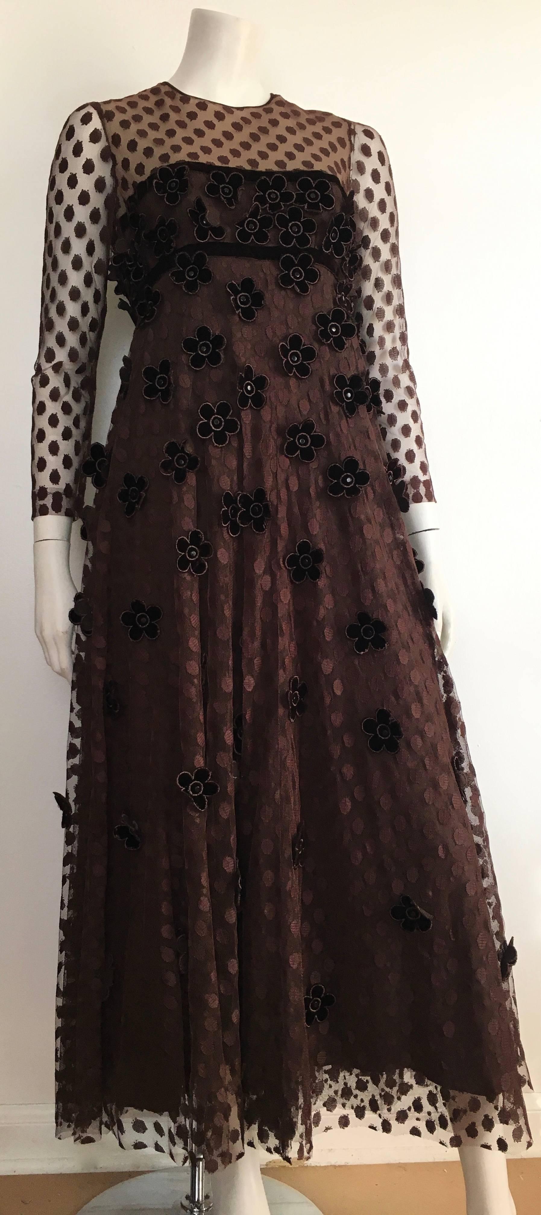 Brown Maxi Empire 1960s Layered Dress with Velvet Flowers Size 8 / 10. For Sale 7