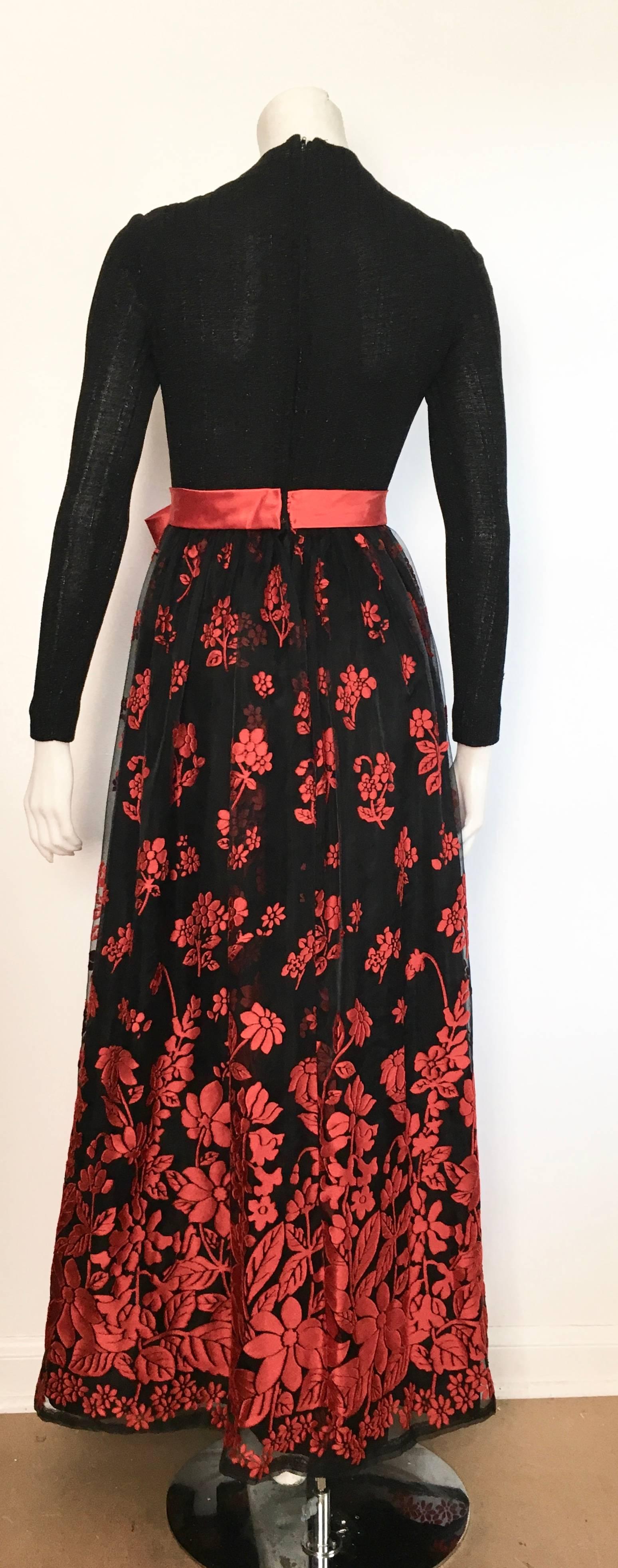 Women's or Men's Huey Waltzer 1970s Black Long Sleeve Maxi Evening Dress Size 4. For Sale