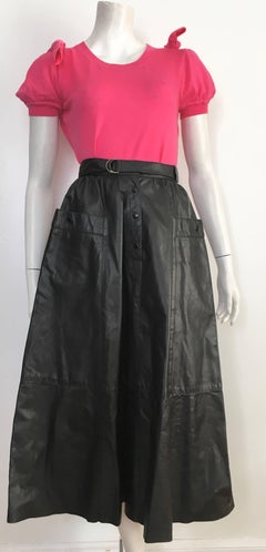 Saks Fifth Avenue 1980s Black Leather A Line Skirt with Pockets Size 4.
