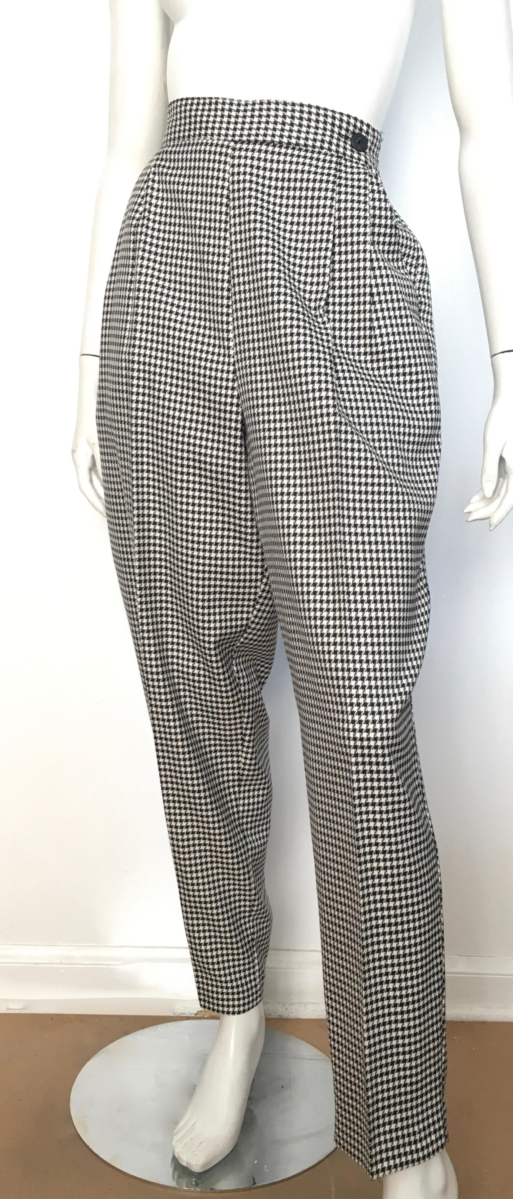 Pierre Cardin 1980s Houndstooth Pleated Pants with Pockets Size 8 / 10.  For Sale 8