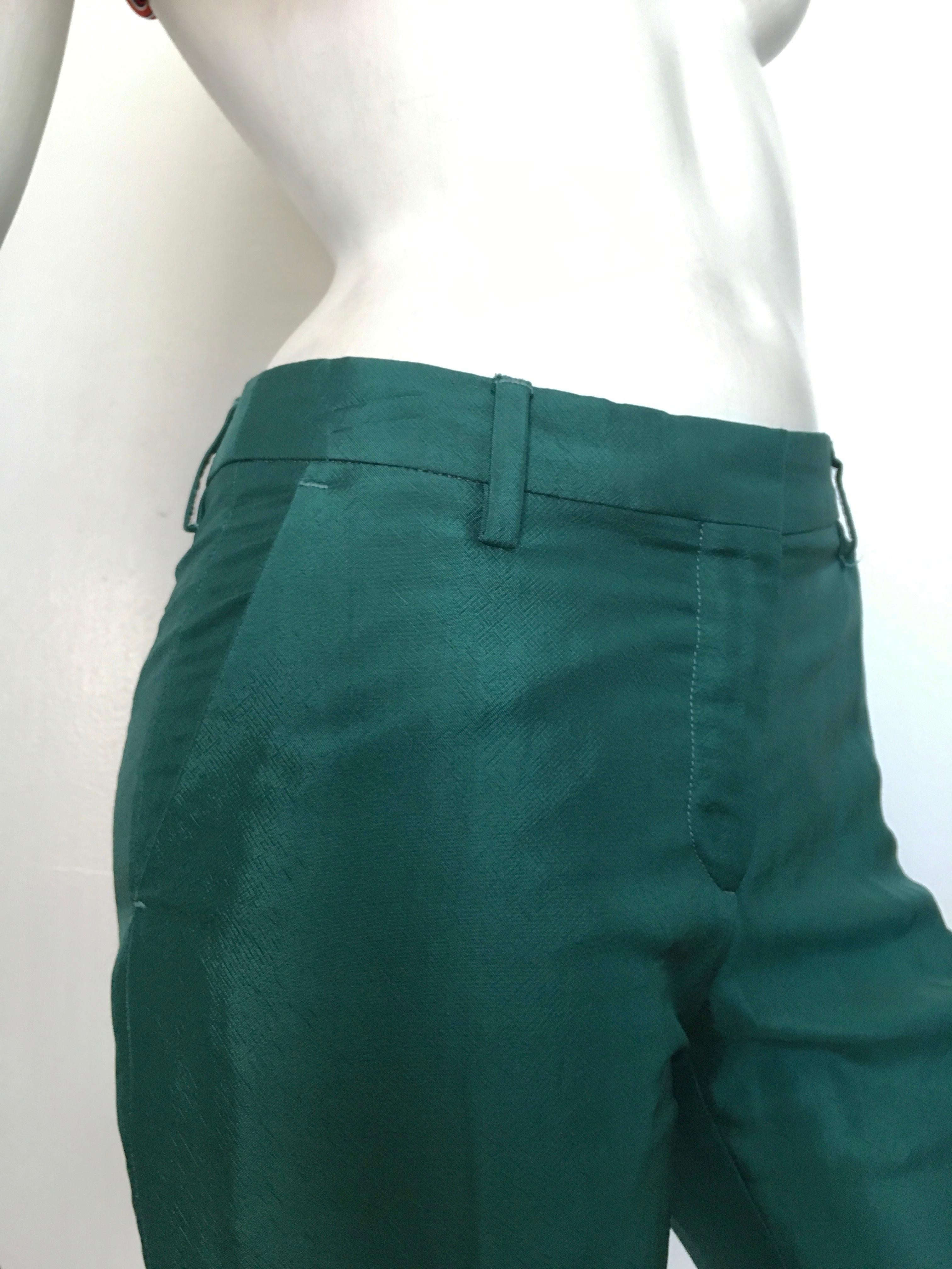 Women's or Men's Dries Van Noten Green Dress Pants with Pockets Size 4 / 34. For Sale