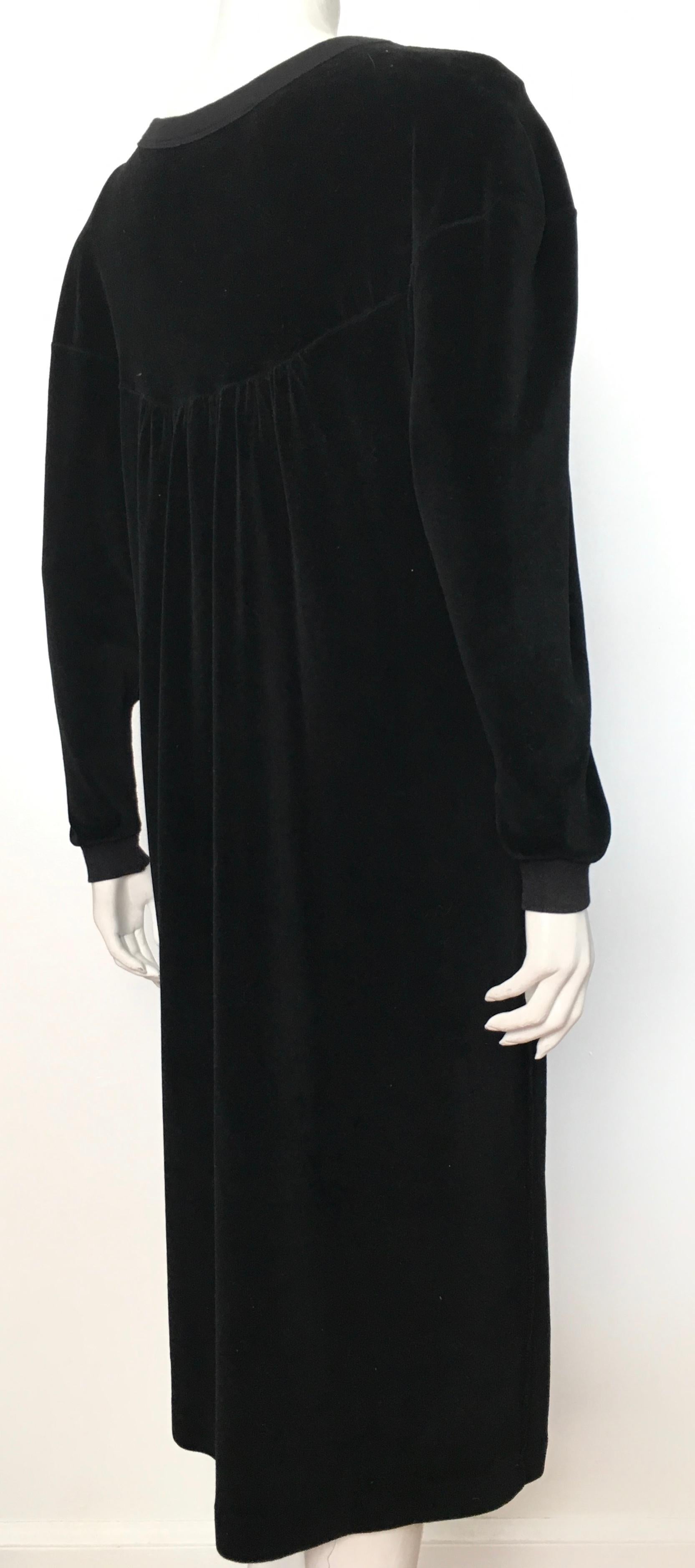 Sonia Rykiel 1980s Black Velour Dress with Pockets & Cardigan Size Large. For Sale 4
