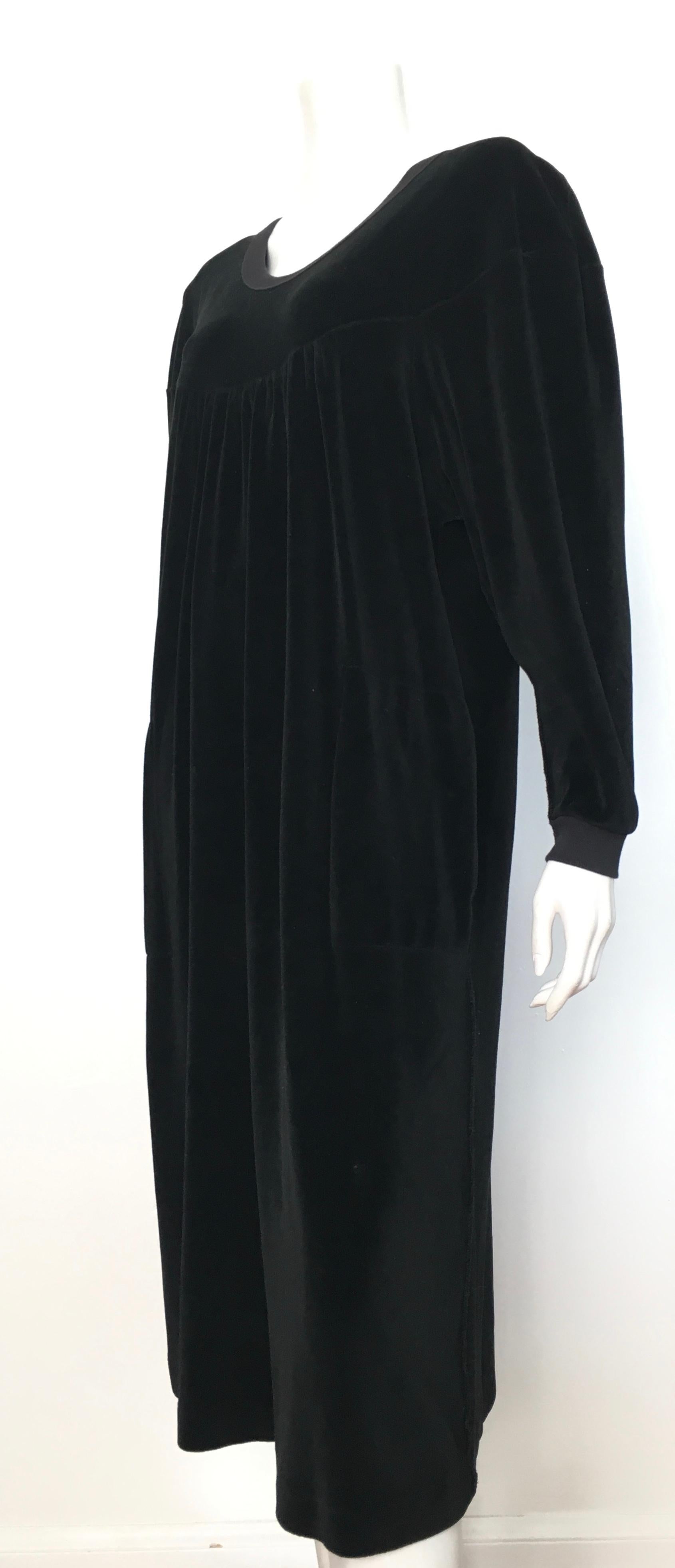 Sonia Rykiel 1980s Black Velour Dress with Pockets & Cardigan Size Large. For Sale 7