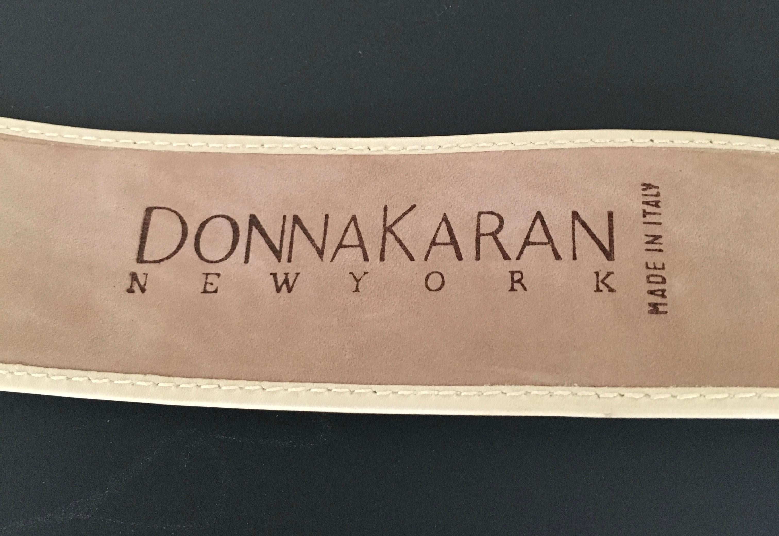 Donna Karan Cream Leather Belt with Brass Buckle, 1990s  In Excellent Condition In Atlanta, GA