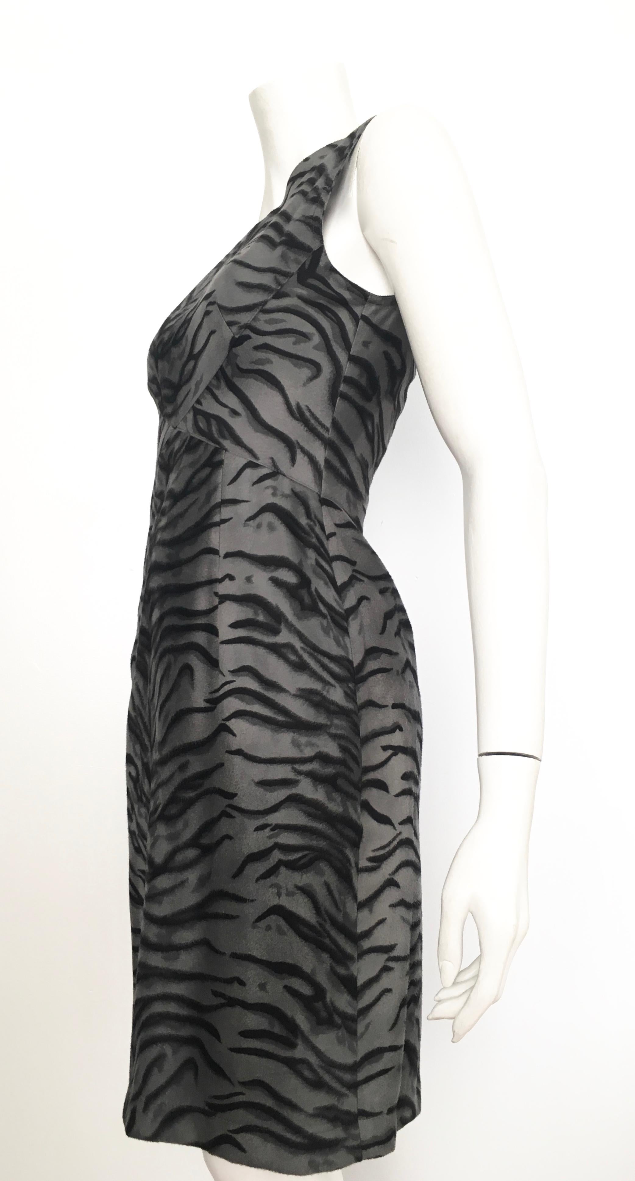 Moschino Gray Tiger Print Sleeveless Dress Size 4. For Sale 5