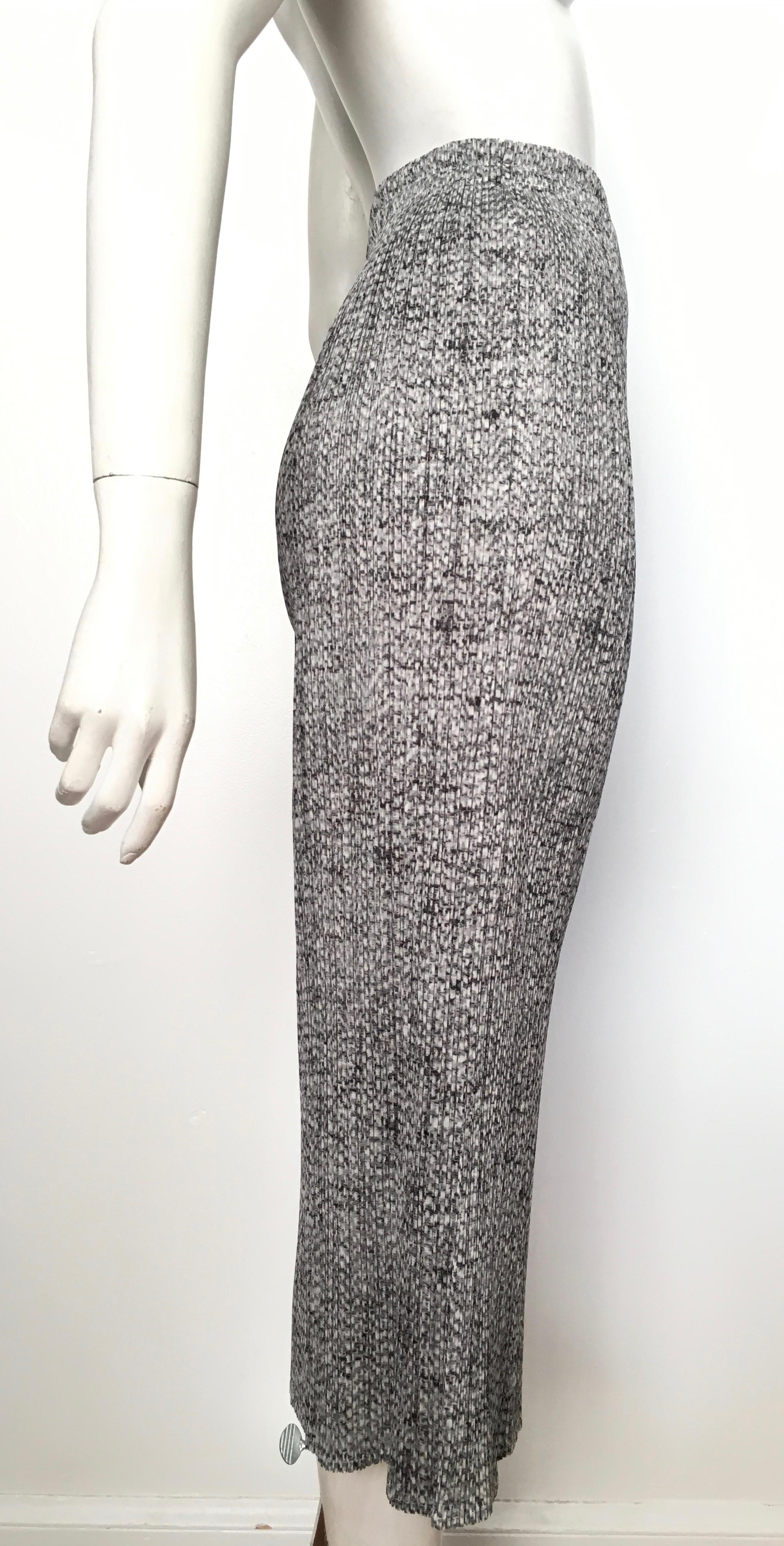 Women's or Men's Issey Miyake Pleats Please 1990s Black & White Long Skirt Size Small.