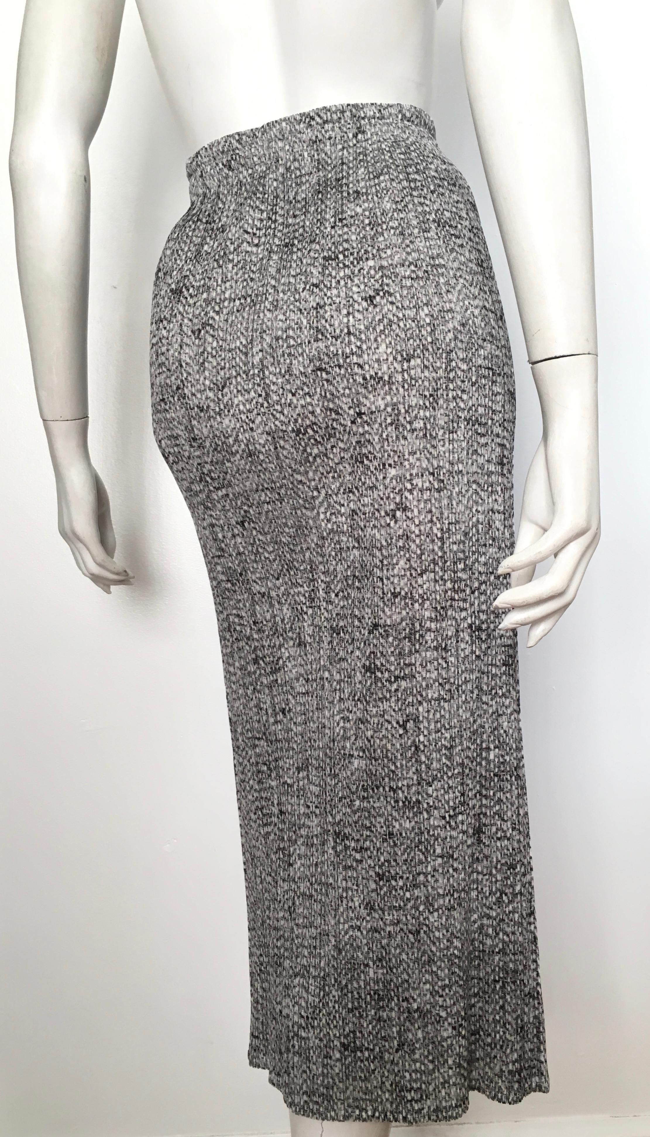 Issey Miyake Pleats Please 1990s Black & White Long Skirt Size Small. 2