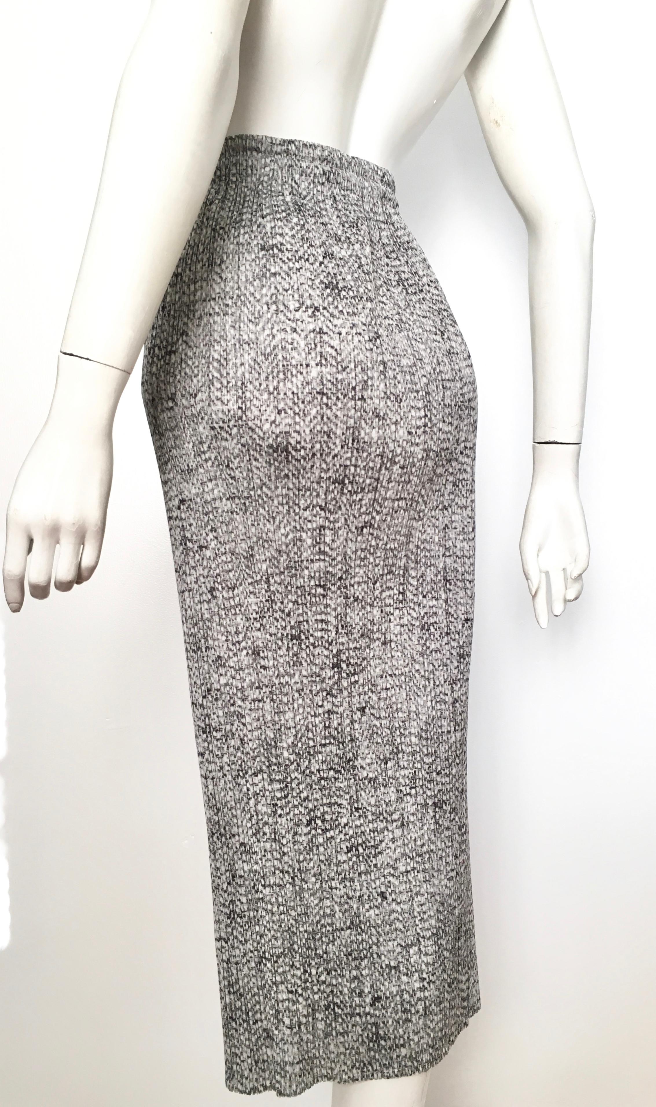 Issey Miyake Pleats Please 1990s Black & White Long Skirt Size Small. 3
