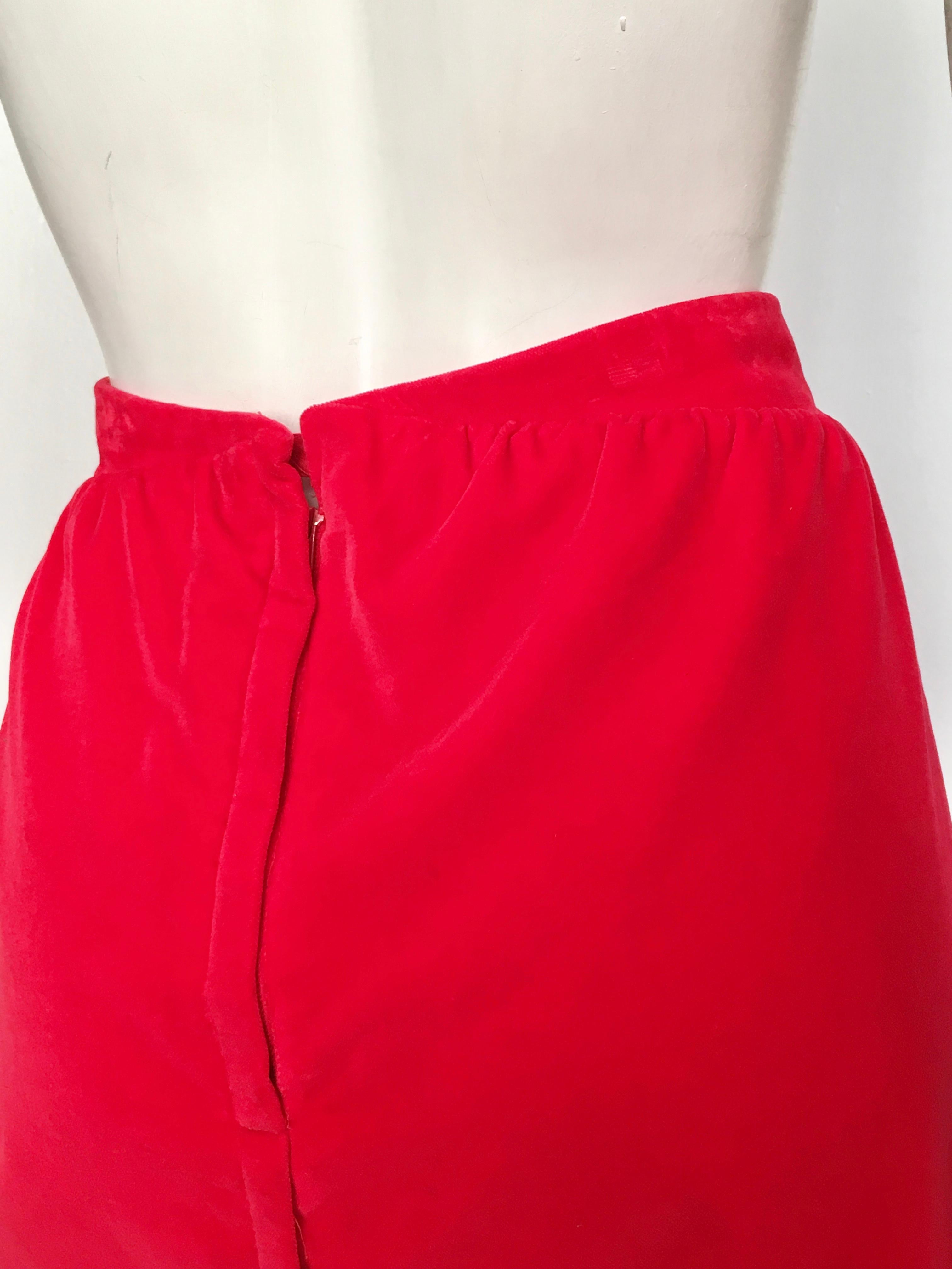 Courreges Paris 1980s Red Cotton Velvet Skirt Size 8 / 10.  For Sale 2