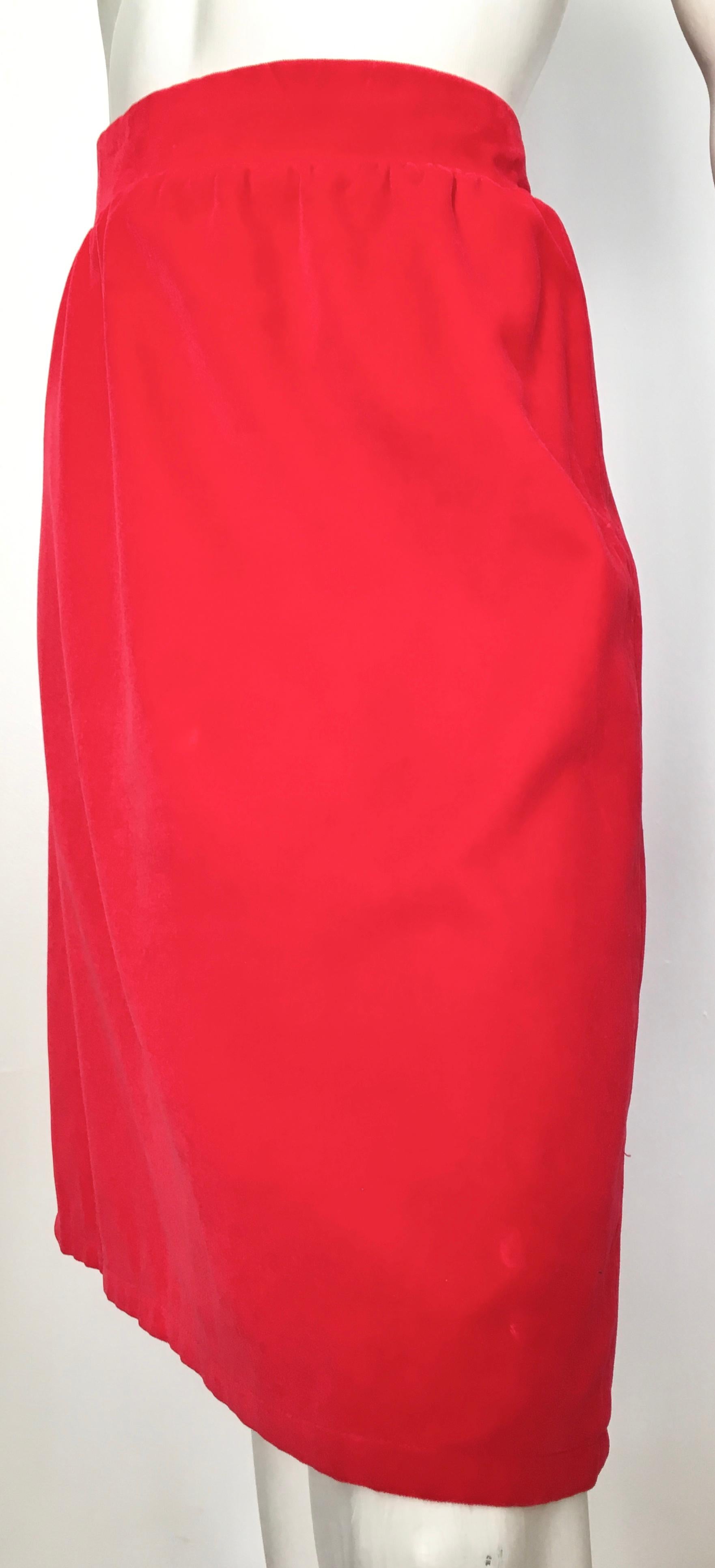 Courreges Paris 1980s Red Cotton Velvet Skirt Size 8 / 10.  For Sale 4