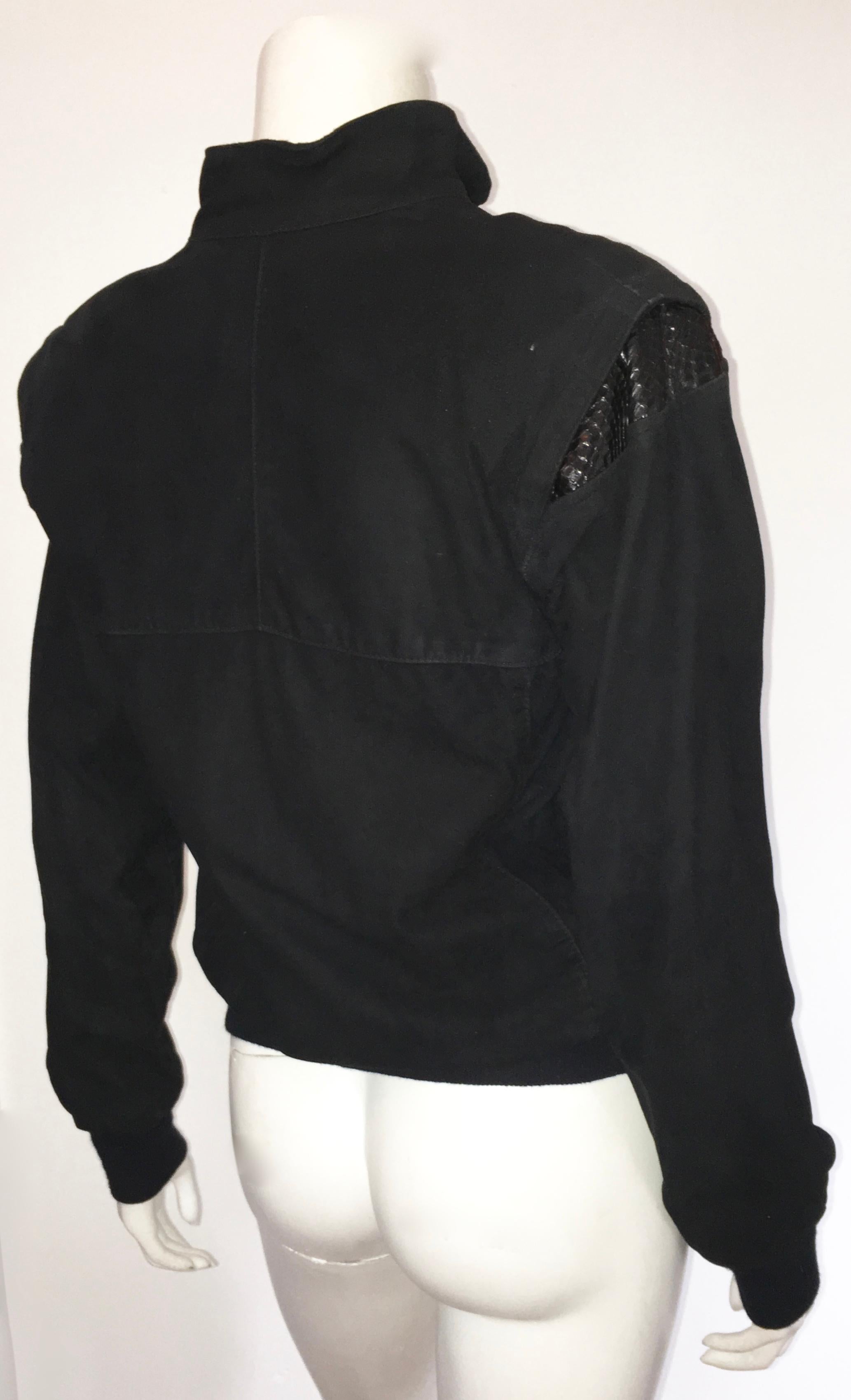 Valentino 1980s Black Pullover Jacket Size 8. For Sale 5