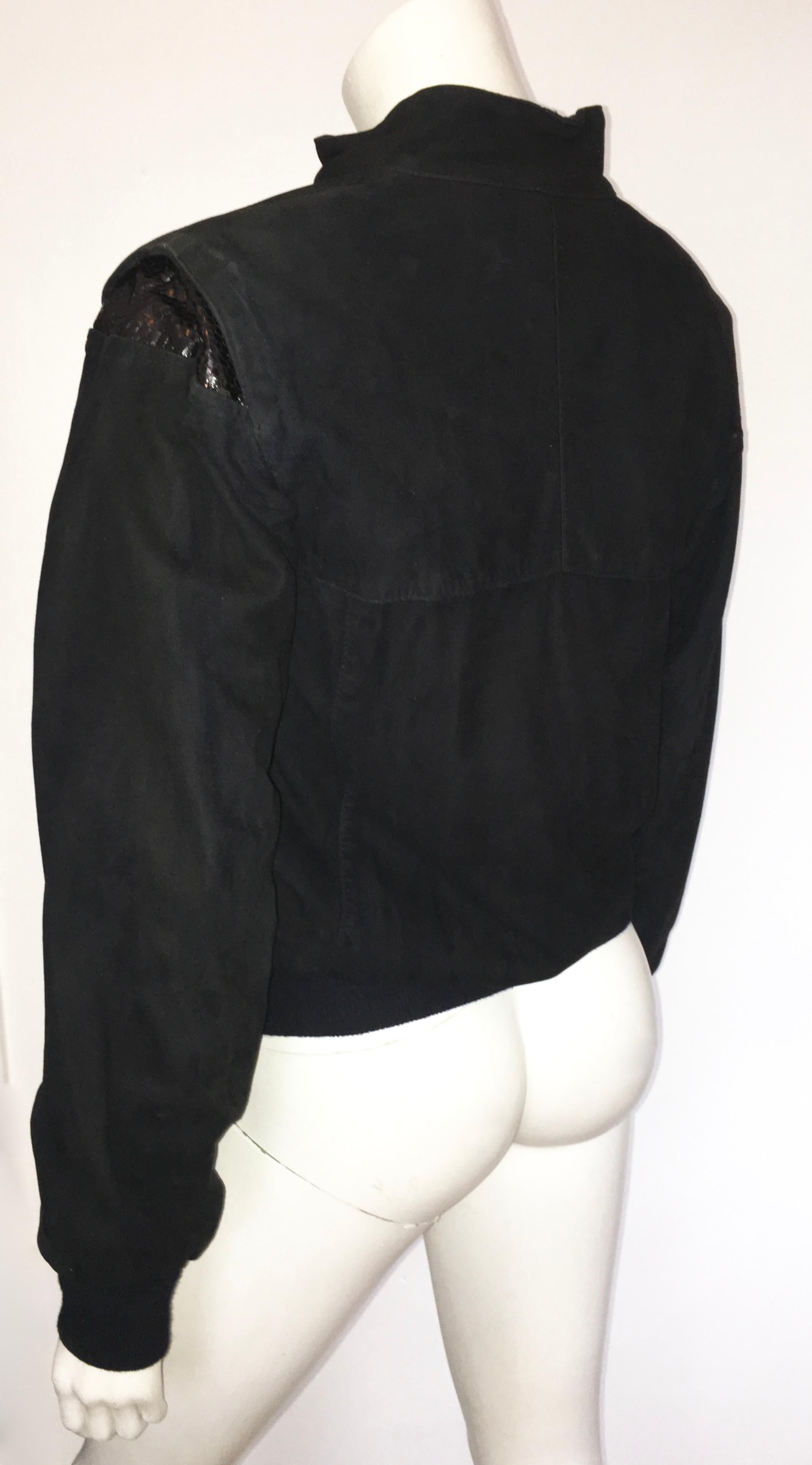 Valentino 1980s Black Pullover Jacket Size 8. For Sale 7