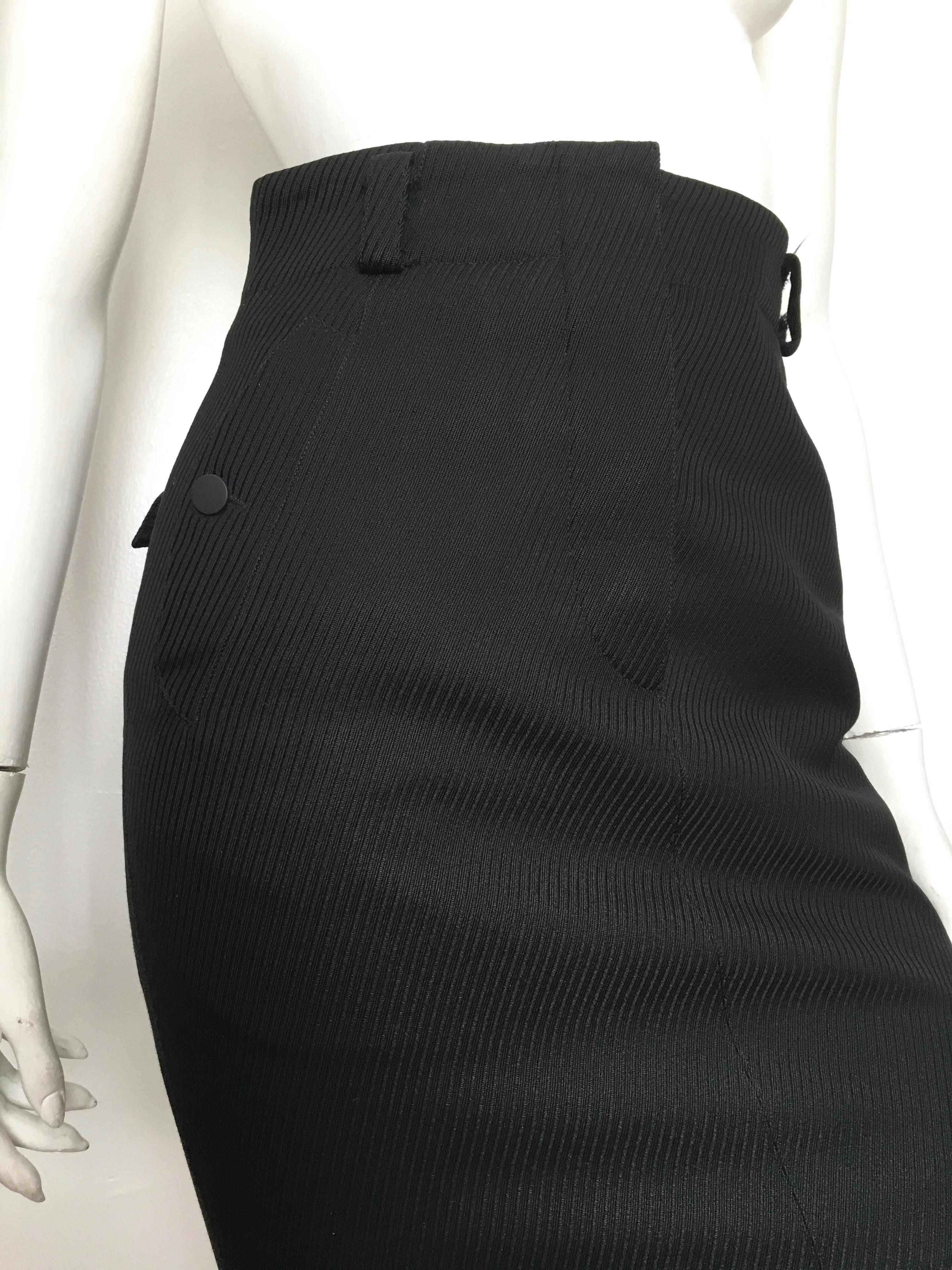 Azzedine Alaia 1980s Black Pencil Skirt with Pockets Size 4. In Excellent Condition In Atlanta, GA