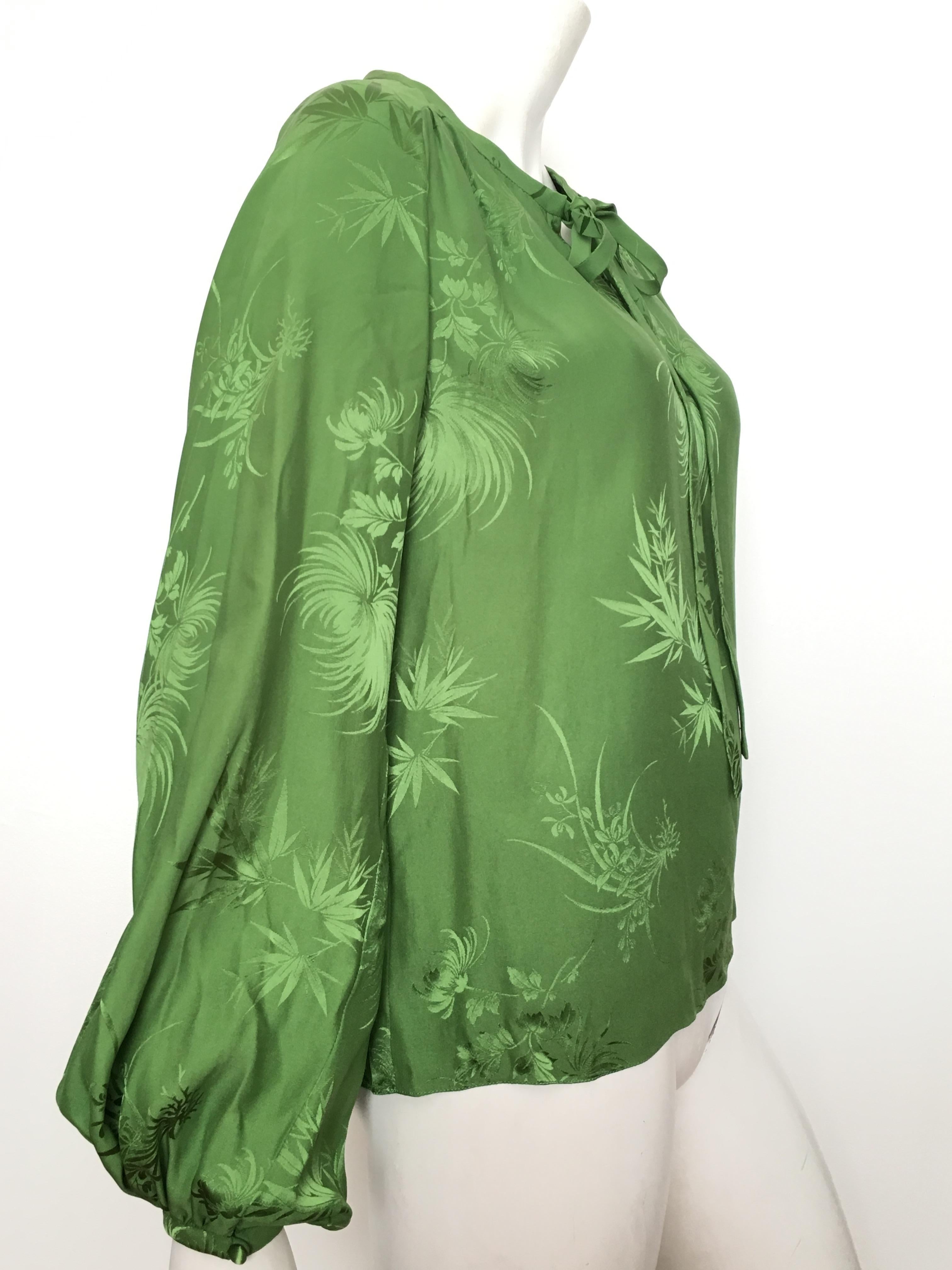 Malcolm Starr 1970s Green Silk Long Sleeve Blouse Size 6/8. For Sale 2