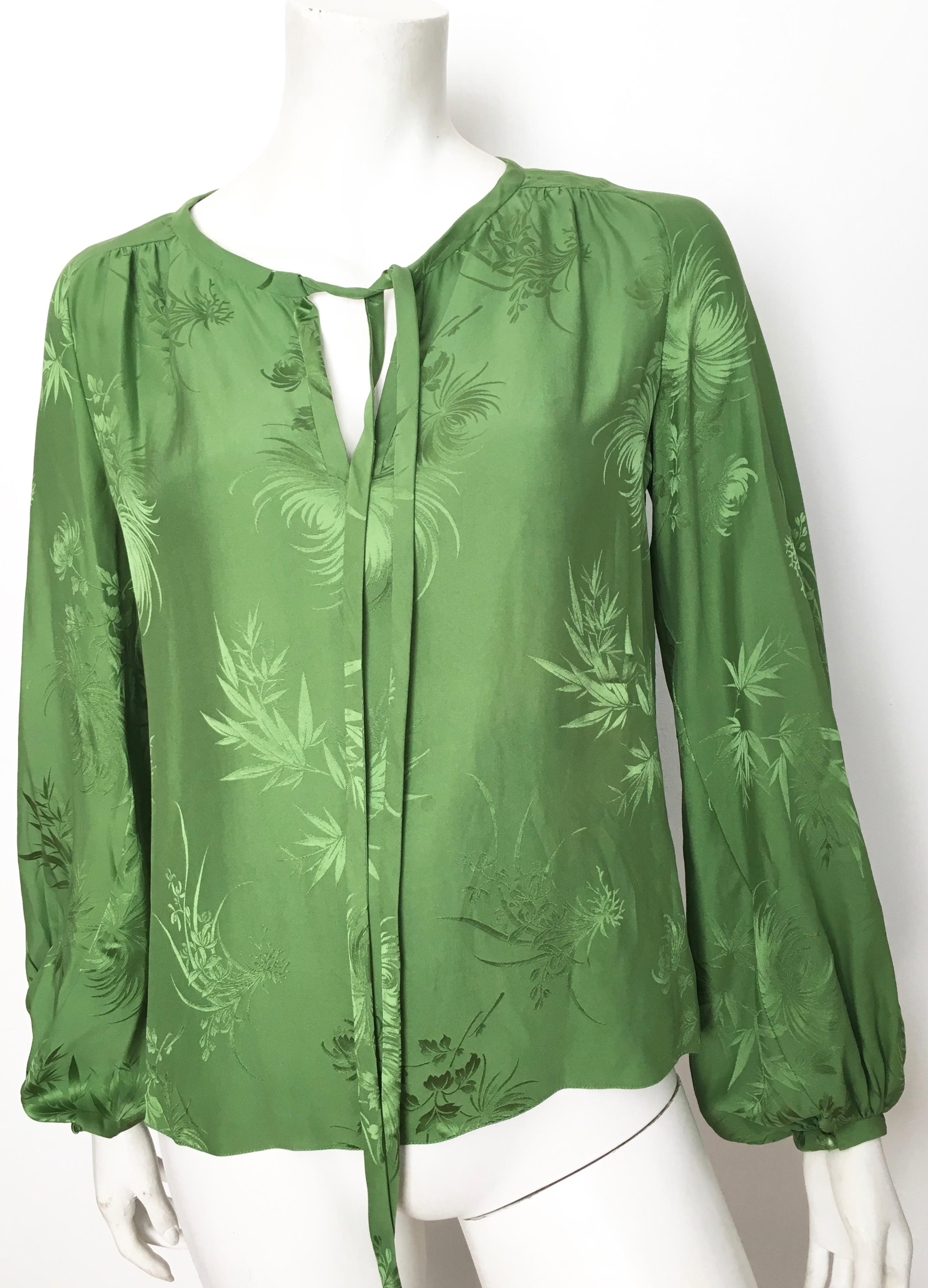 Gray Malcolm Starr 1970s Green Silk Long Sleeve Blouse Size 6/8. For Sale