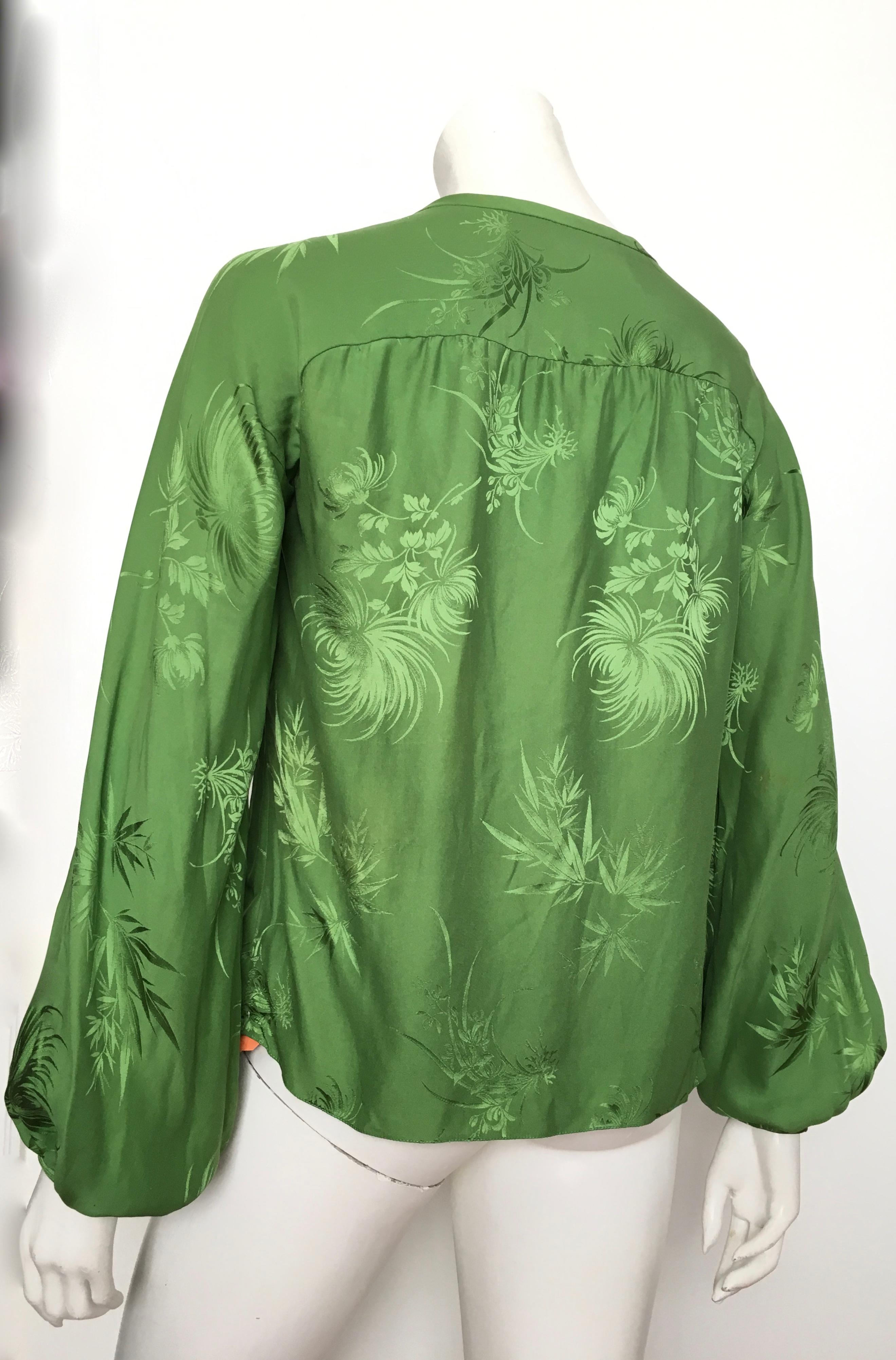 Malcolm Starr 1970s Green Silk Long Sleeve Blouse Size 6/8. For Sale 4