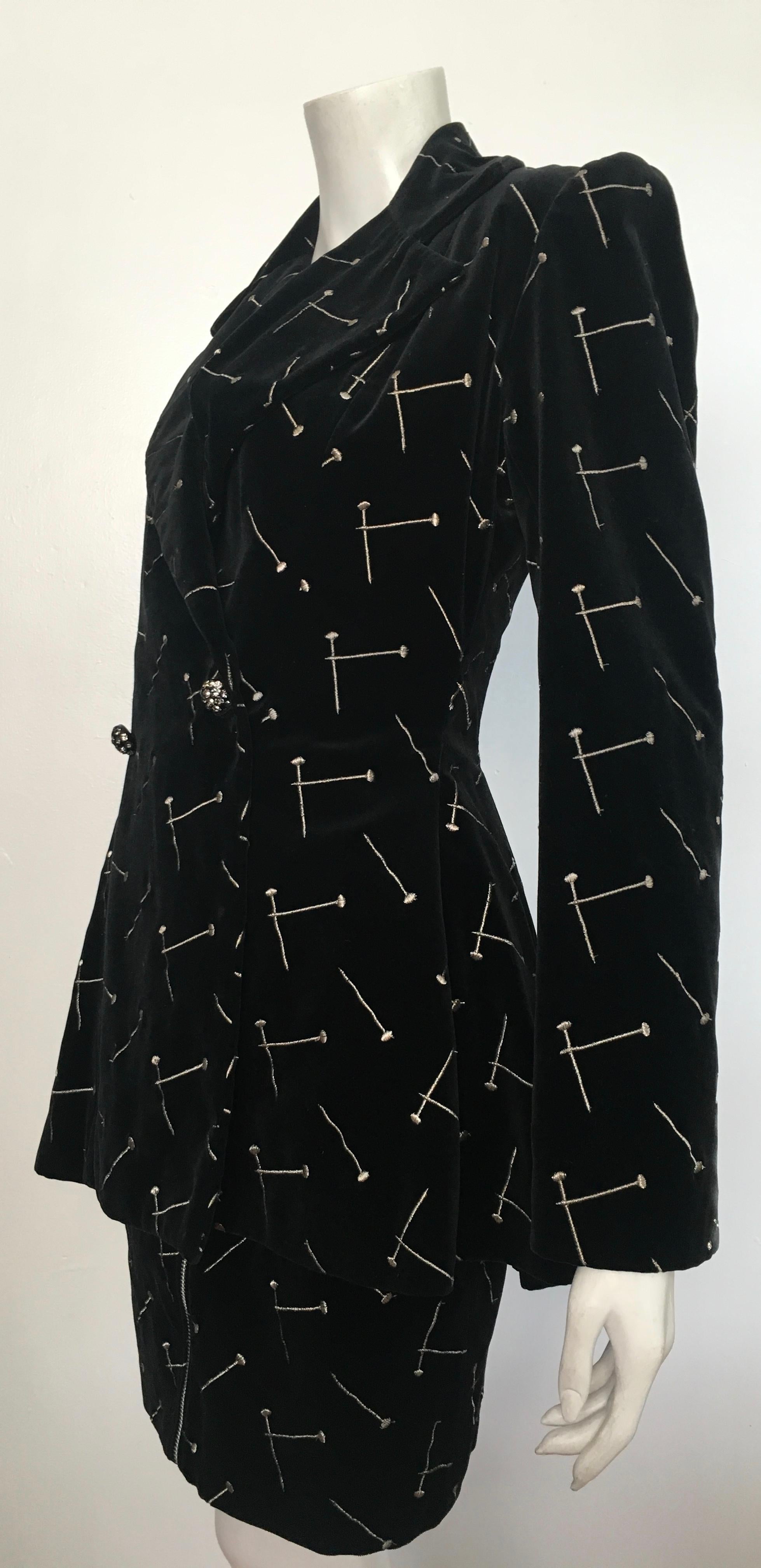 Patrick Kelly 1988 Black Velvet 'Nail' Skirt Suit Size 4. For Sale 7