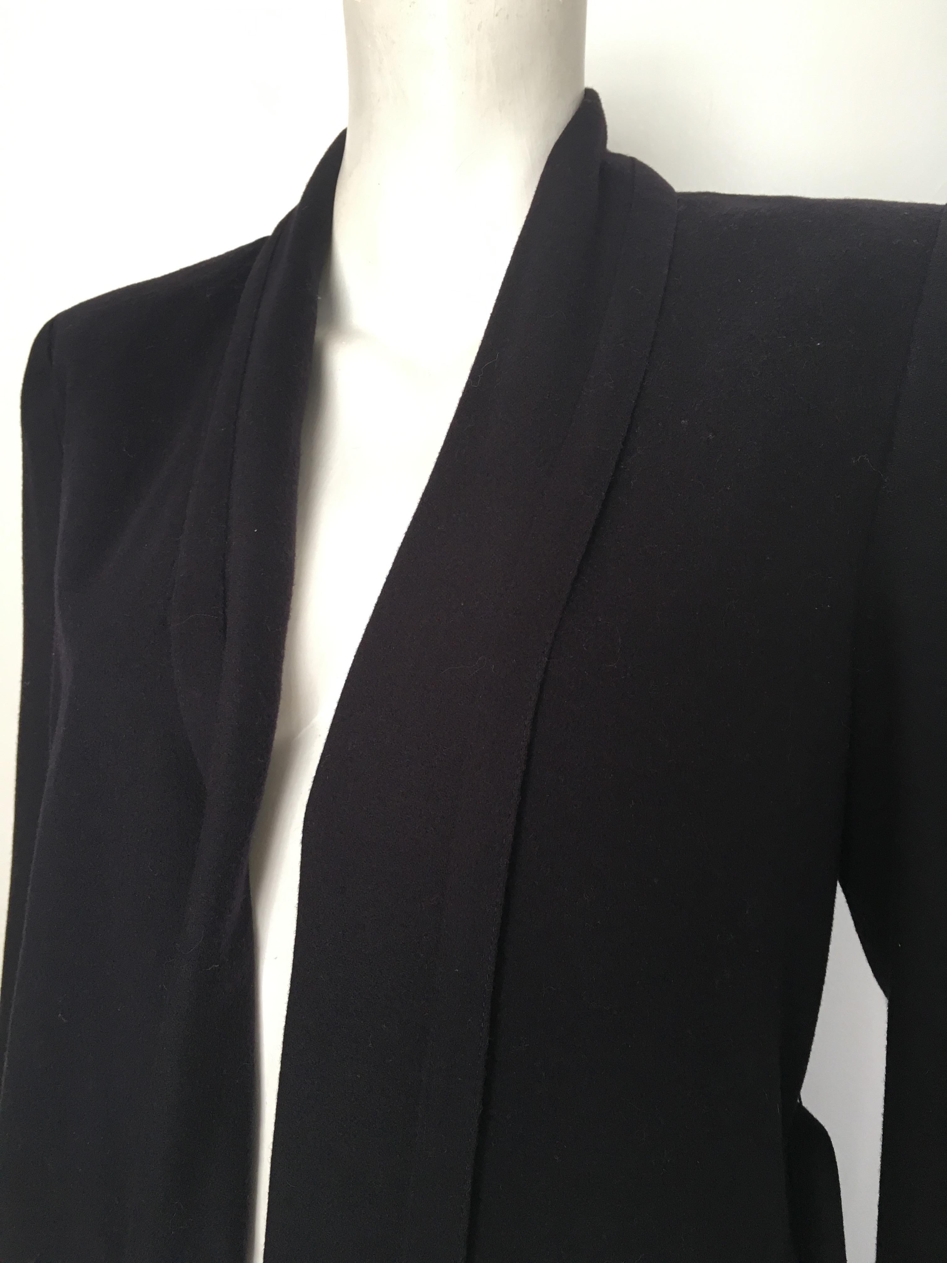 Jean-Louis Scherrer 1980s Navy Wool Light Weight Coat with Pockets Size 6 / 8.  For Sale 7