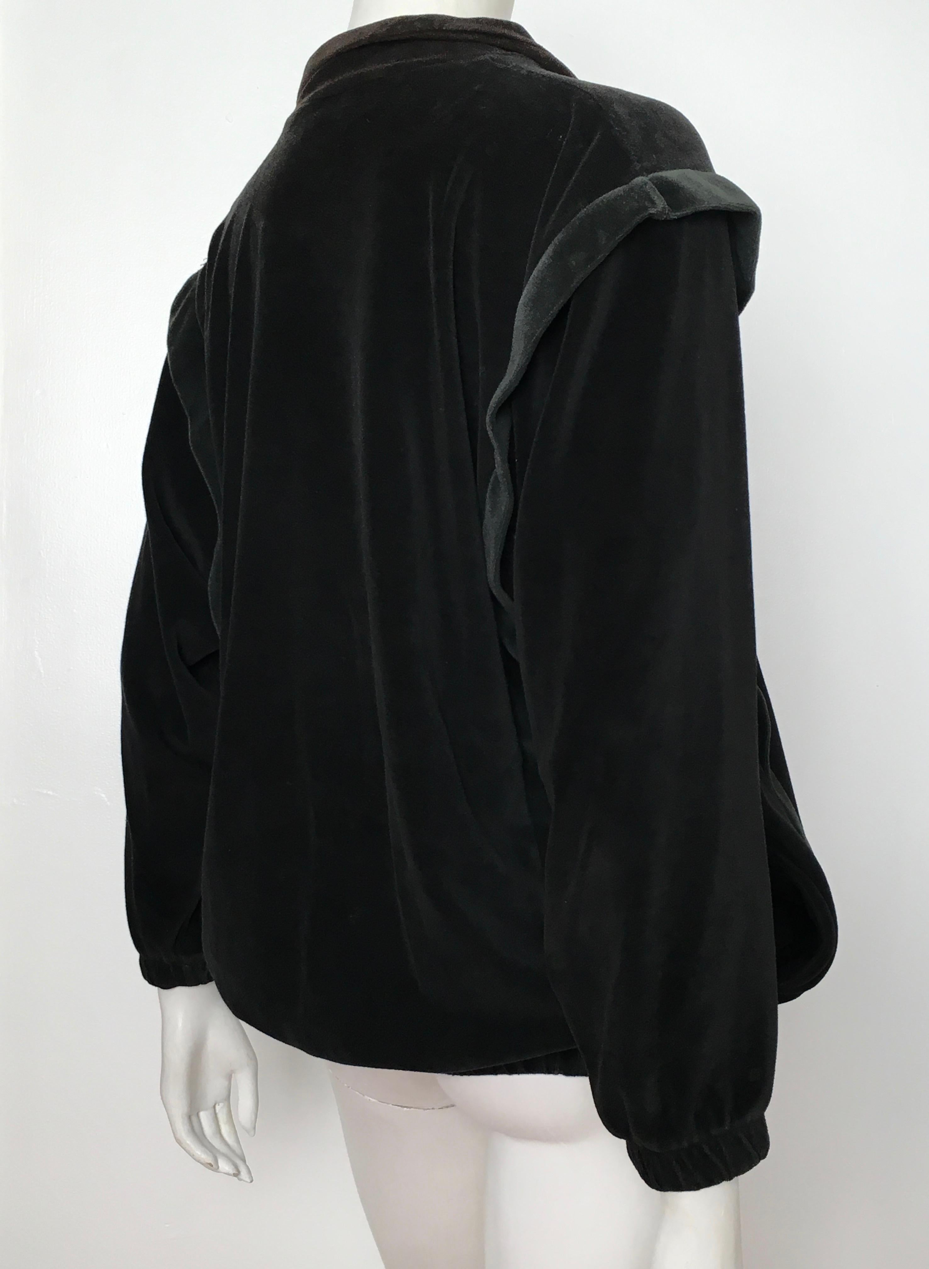 Oscar de la Renta 1980s Black Velour Active Wear Jacket Size Medium. For Sale 4