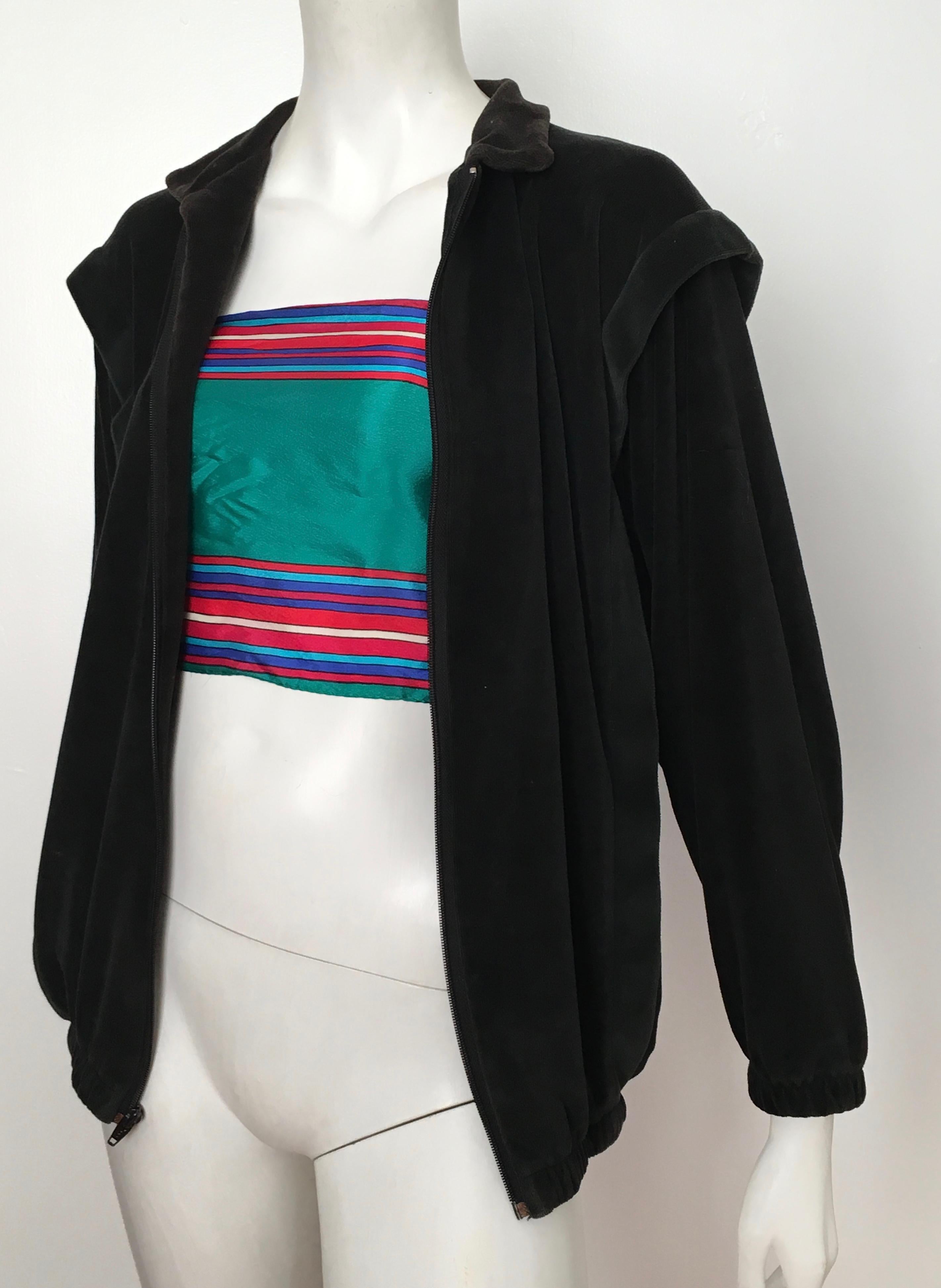Oscar de la Renta 1980s Black Velour Active Wear Jacket Size Medium. For Sale 7
