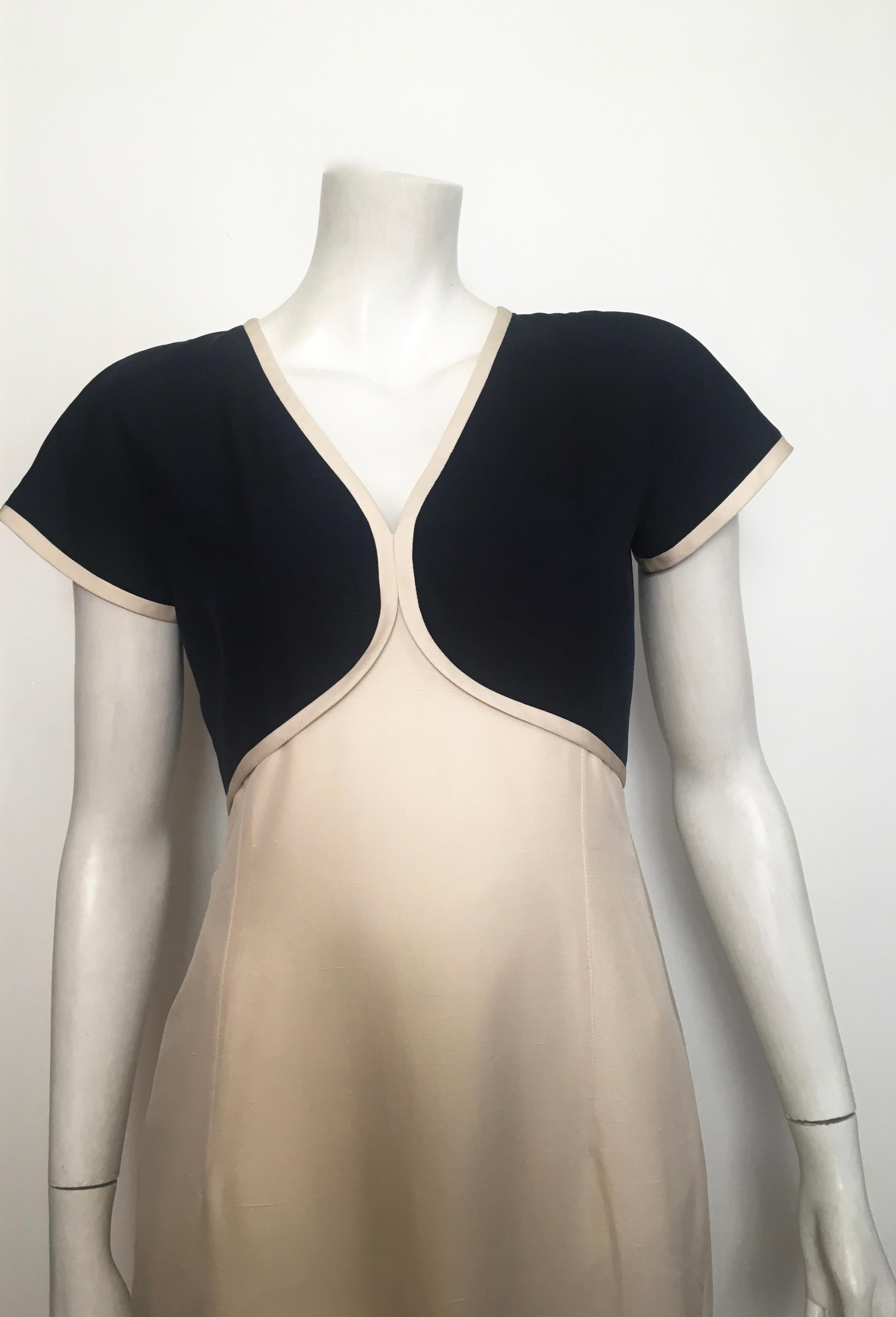 Beige Valentino 1980s Silk Short Sleeve Navy & Cream Dress Size 6. For Sale
