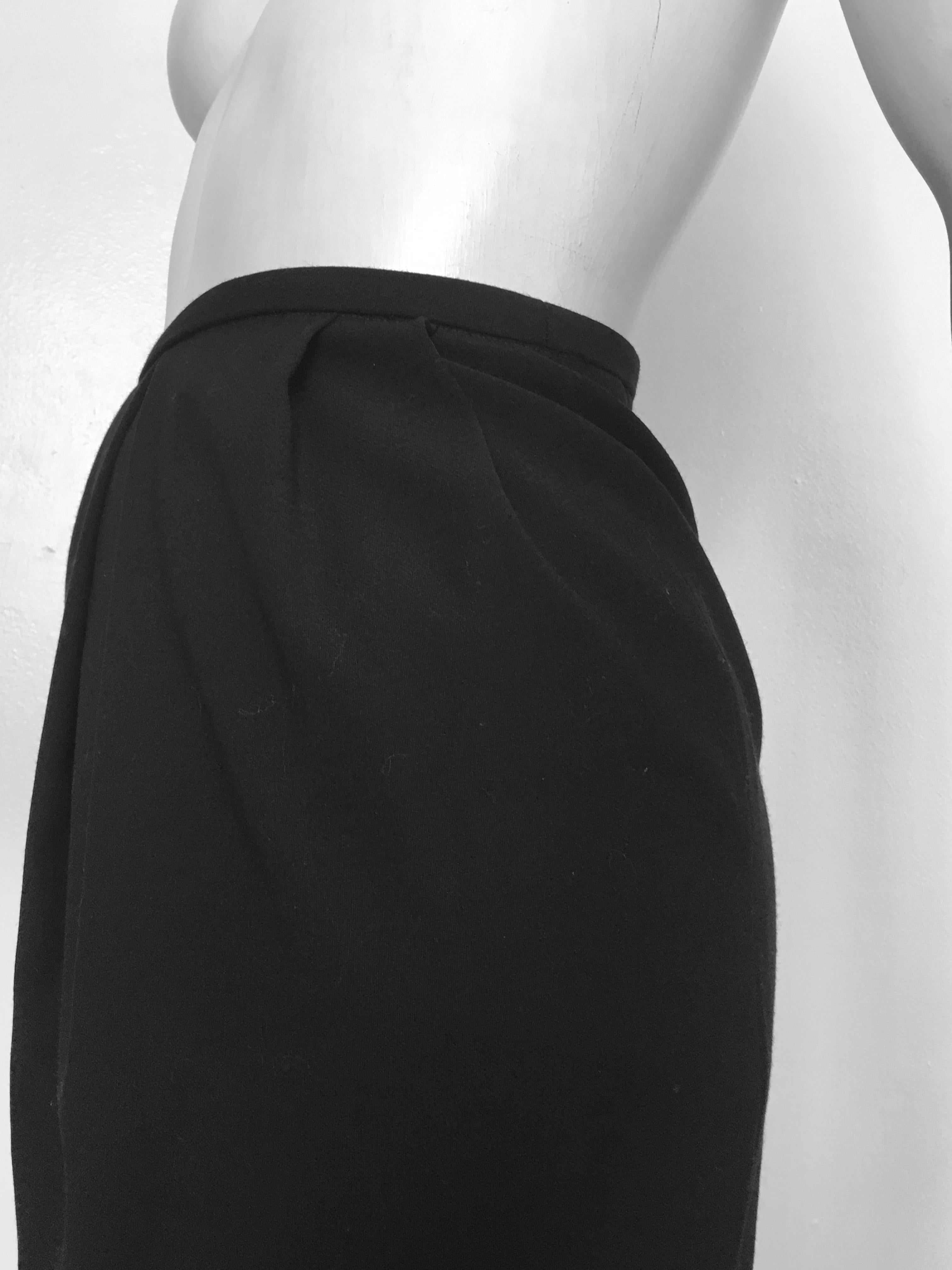 Gianfranco Ferre 1980s Black Short Skirt Size 0. For Sale 3