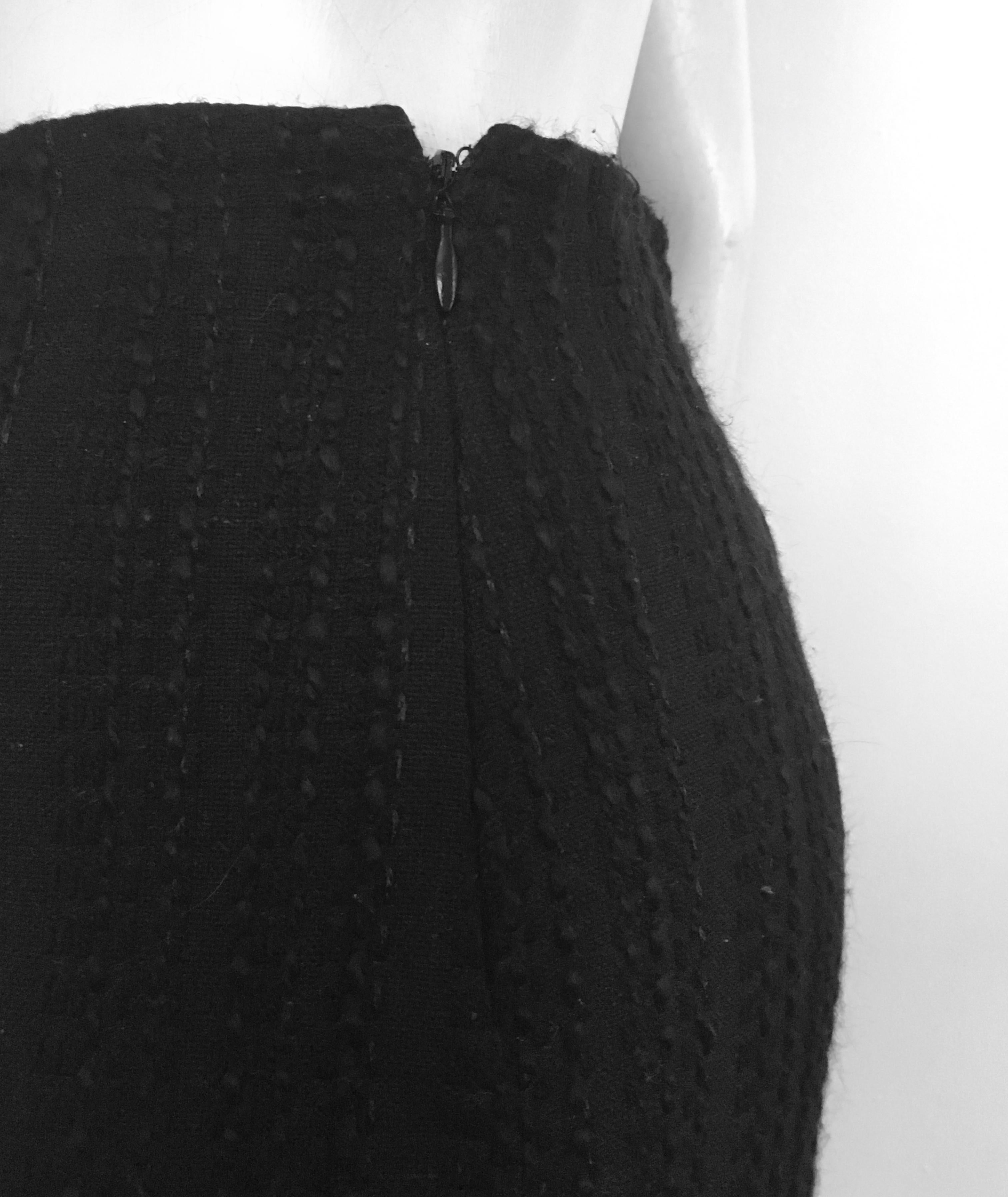 Pierre Cardin 1990s Black Skirt Size 6. For Sale 4