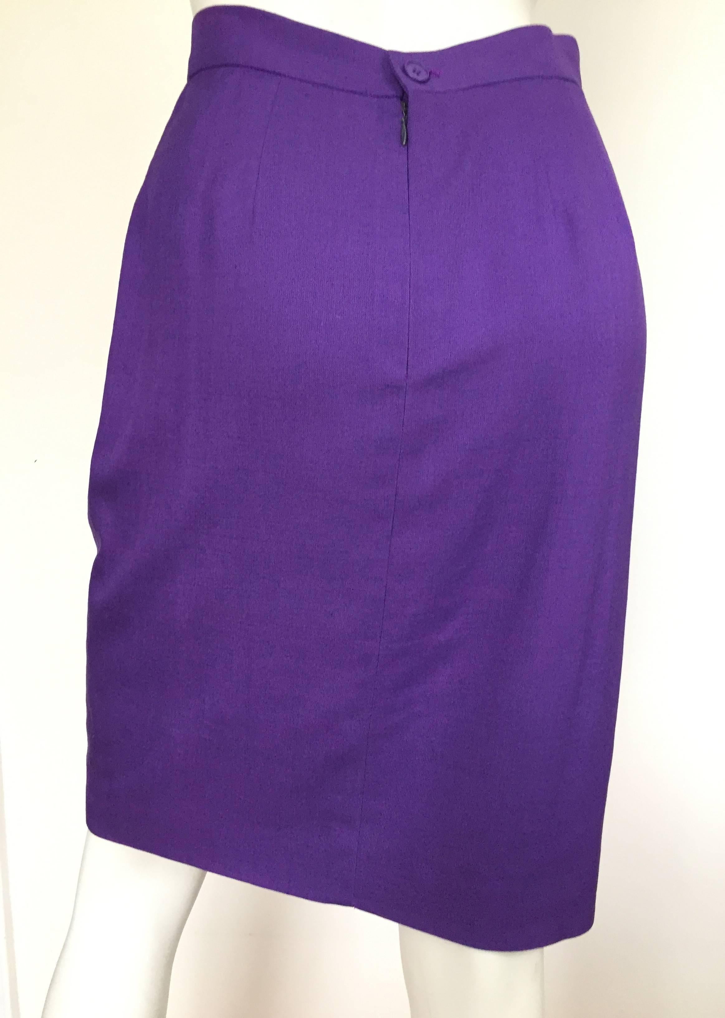 Balenciaga Paris 1980s Violet Skirt Size 4/6. In Good Condition For Sale In Atlanta, GA