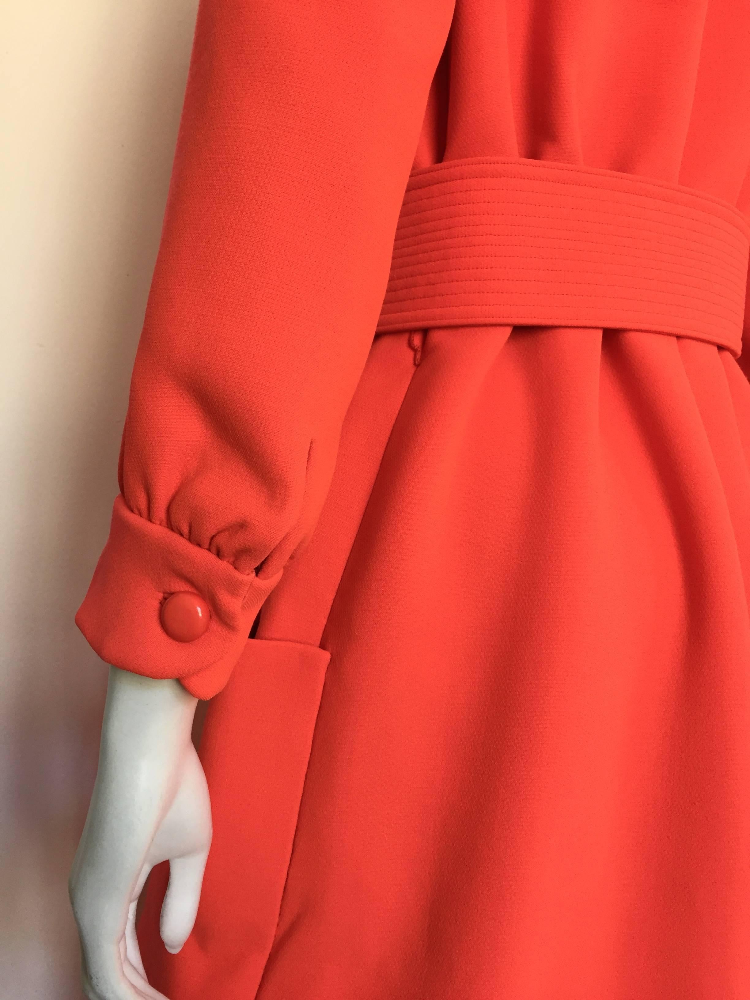 Norman Norell 60s orange wool coat with belt size 6 / 8. For Sale 3