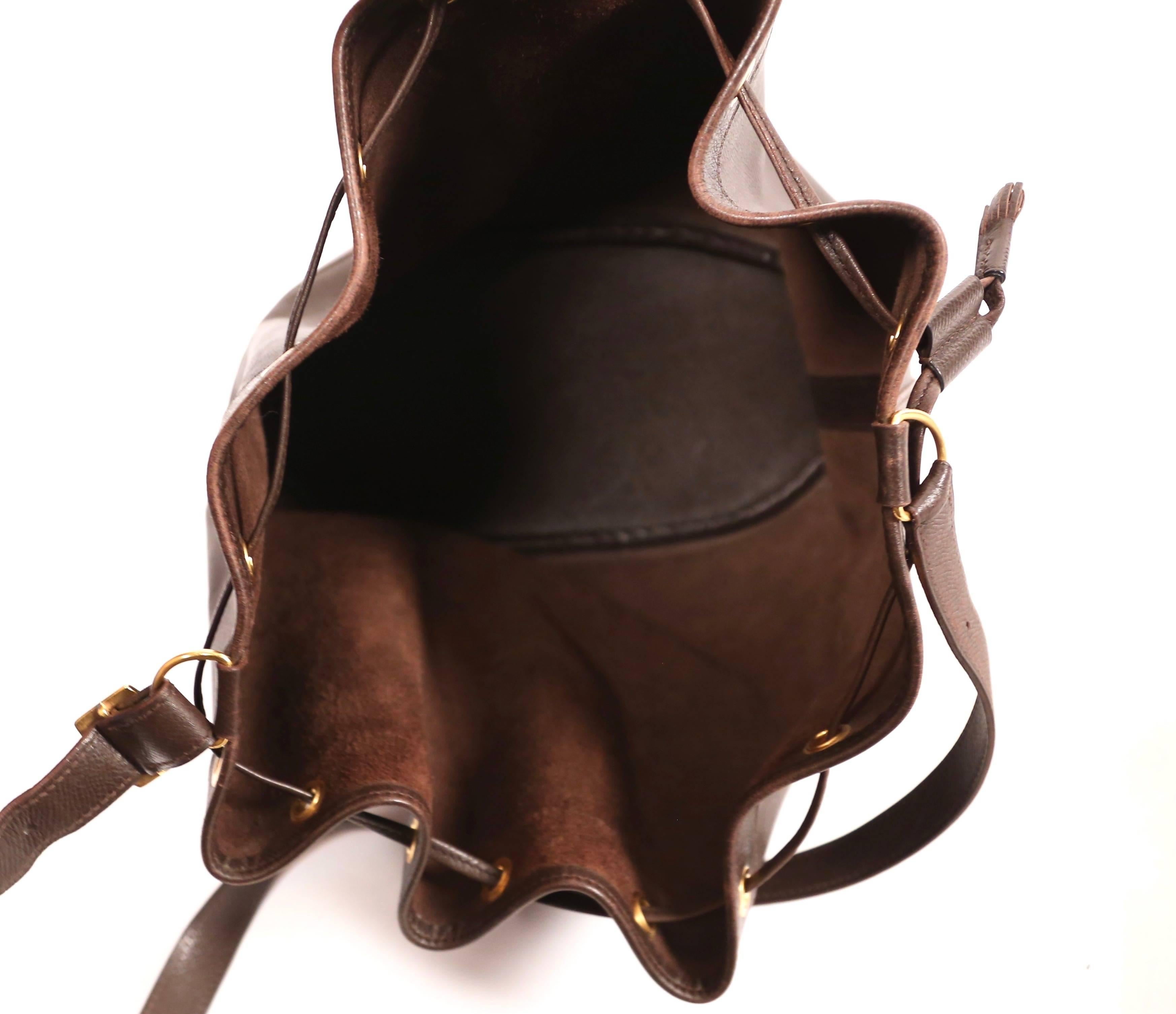 Women's or Men's 1984 HERMES dark brown leather 'Market' bucket bag