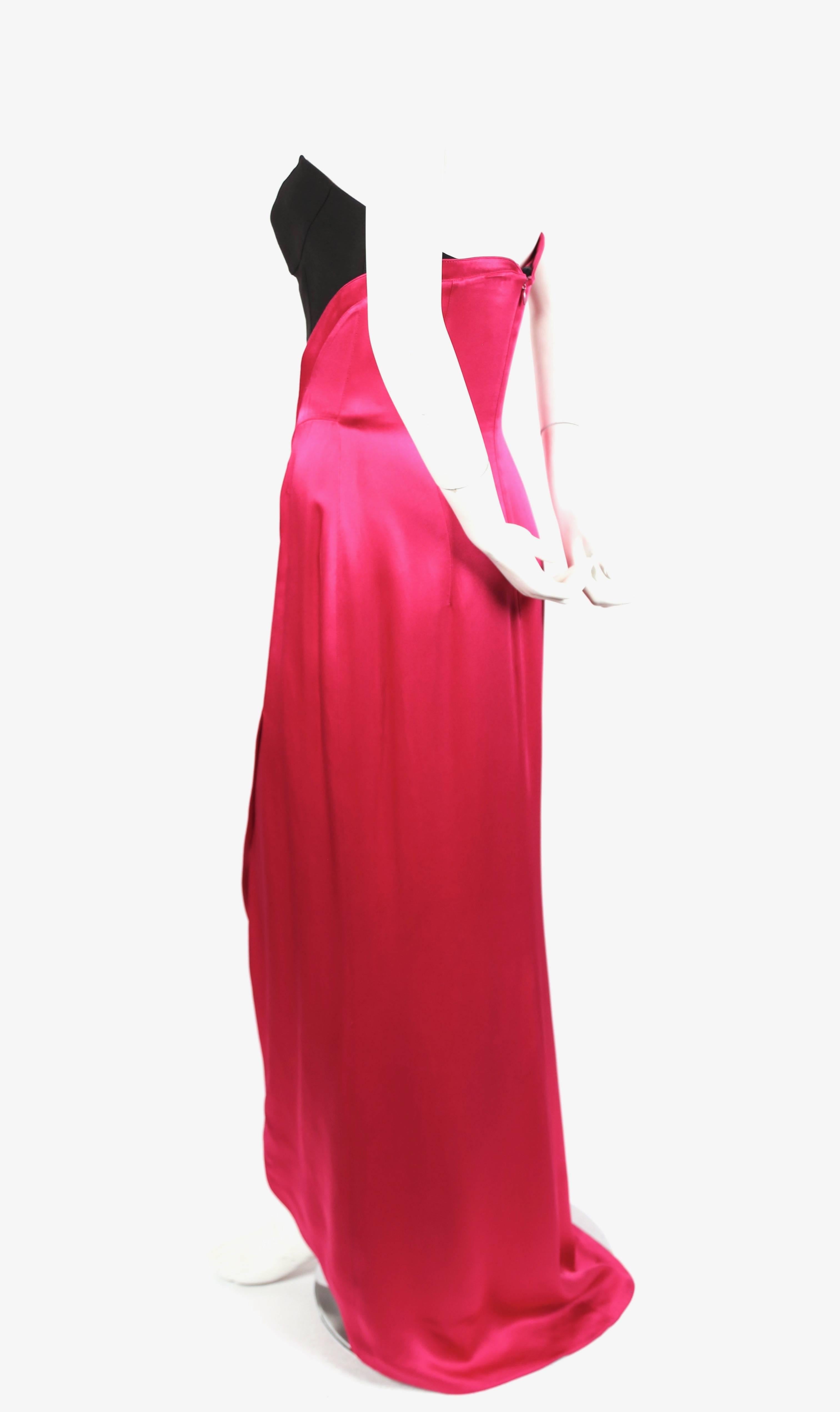 Thierry Mugler fuchsia charmeuse gown with black bodice, 1990s  In Excellent Condition In San Fransisco, CA