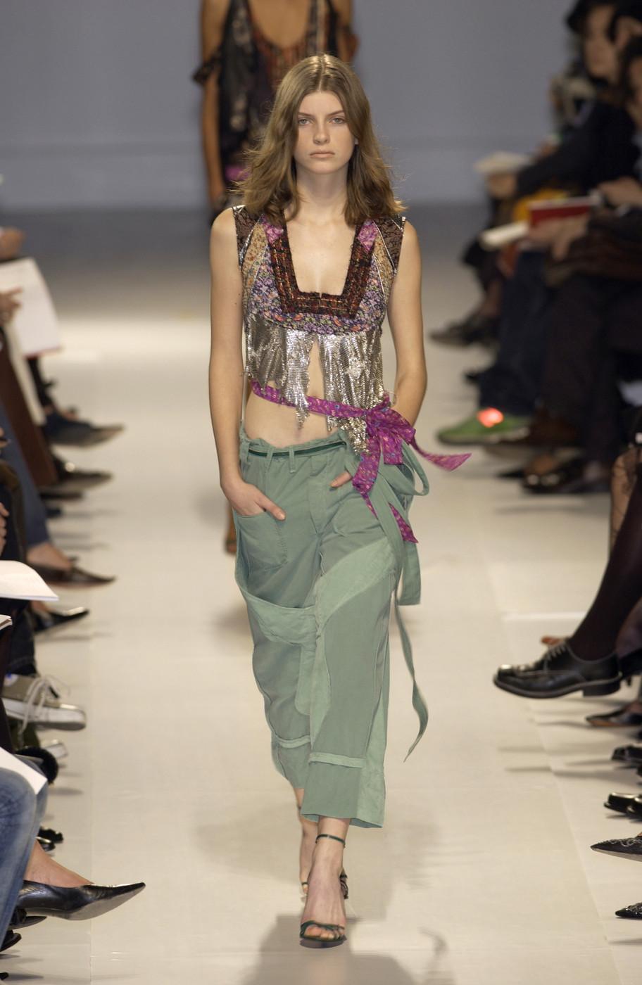 Balenciaga By Nicolas Ghesquiere tan cargo runway pants, 2002 In Good Condition In San Fransisco, CA