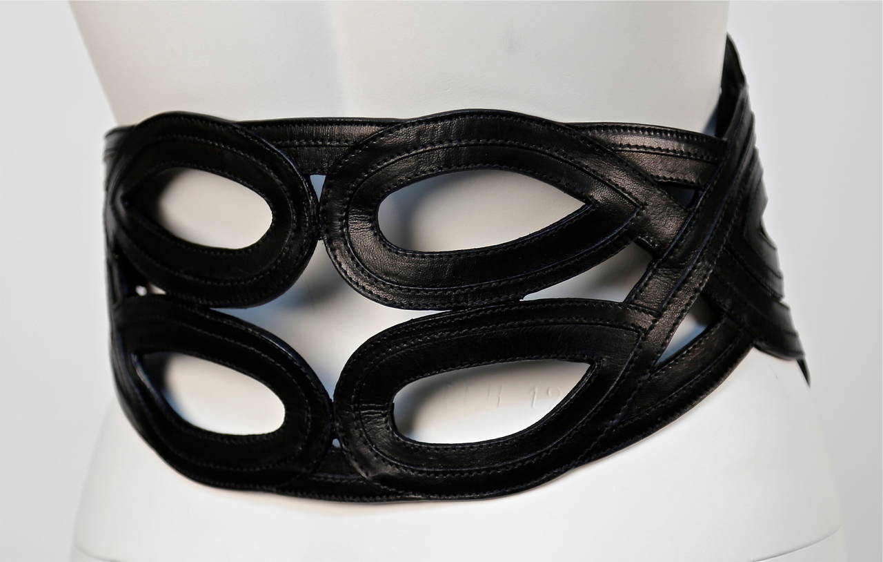 AZZEDINE ALAIA black leather wide belt with open work In Excellent Condition In San Fransisco, CA