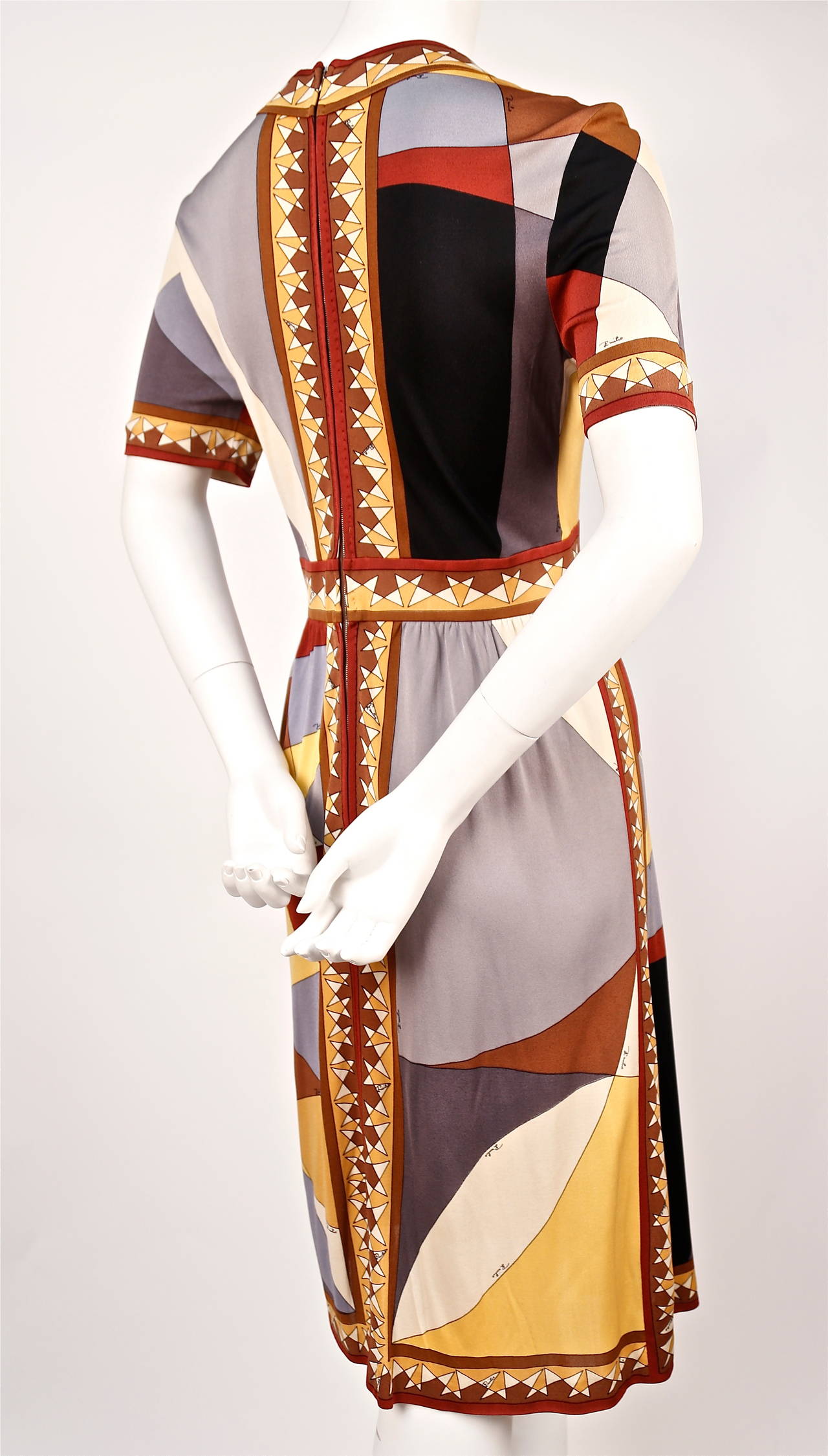 エミリオ・プッチ dress in floral and abstract geometric printed silk jersey