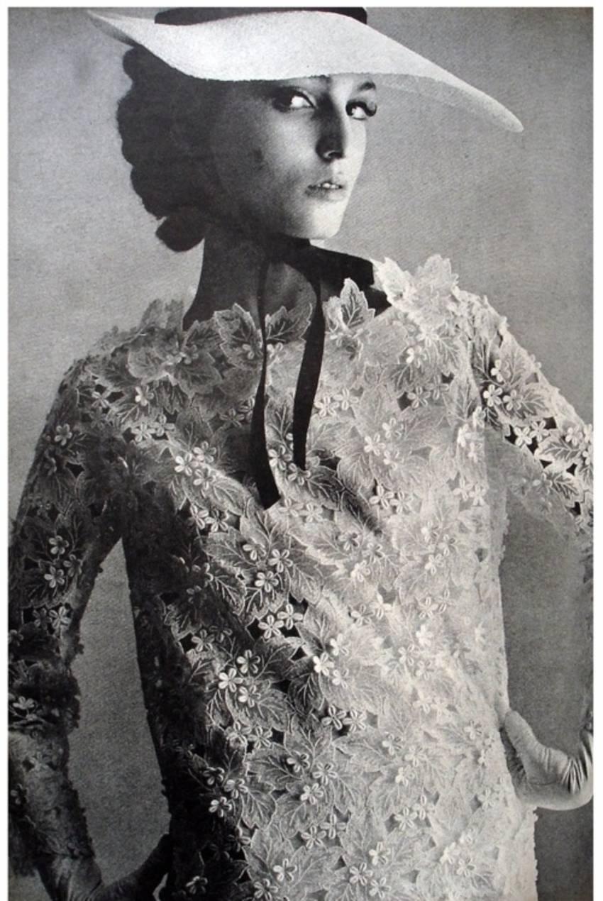1964 YVES SAINT LAURENT demi-couture Venice lace dress 3